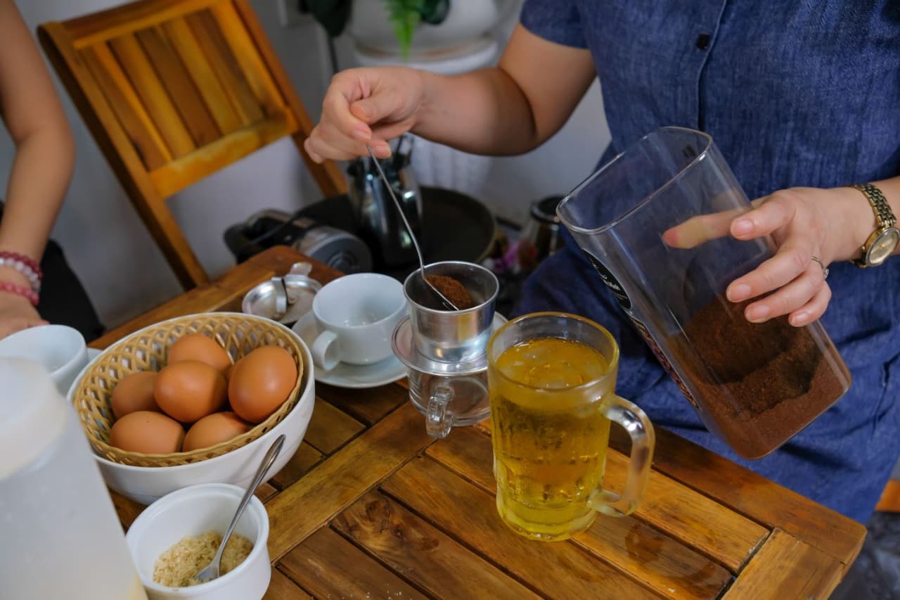 Hanoi Egg Coffee Class - تصویر 4
