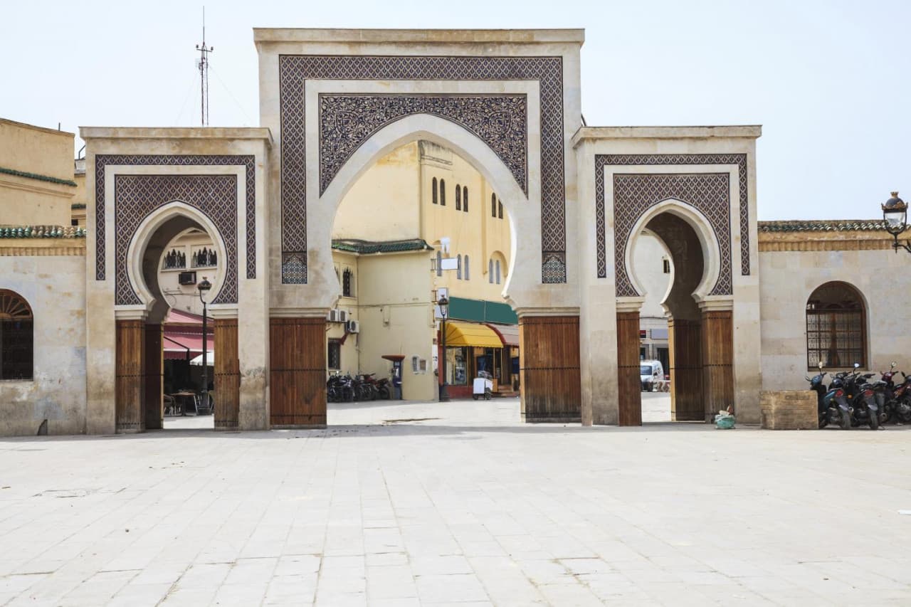 Fez Full-Day Tour from Casablanca: Medina of Fez, Al-Qarawiyyin Mosque, Al-Attarine Medersa - تصویر اصلی