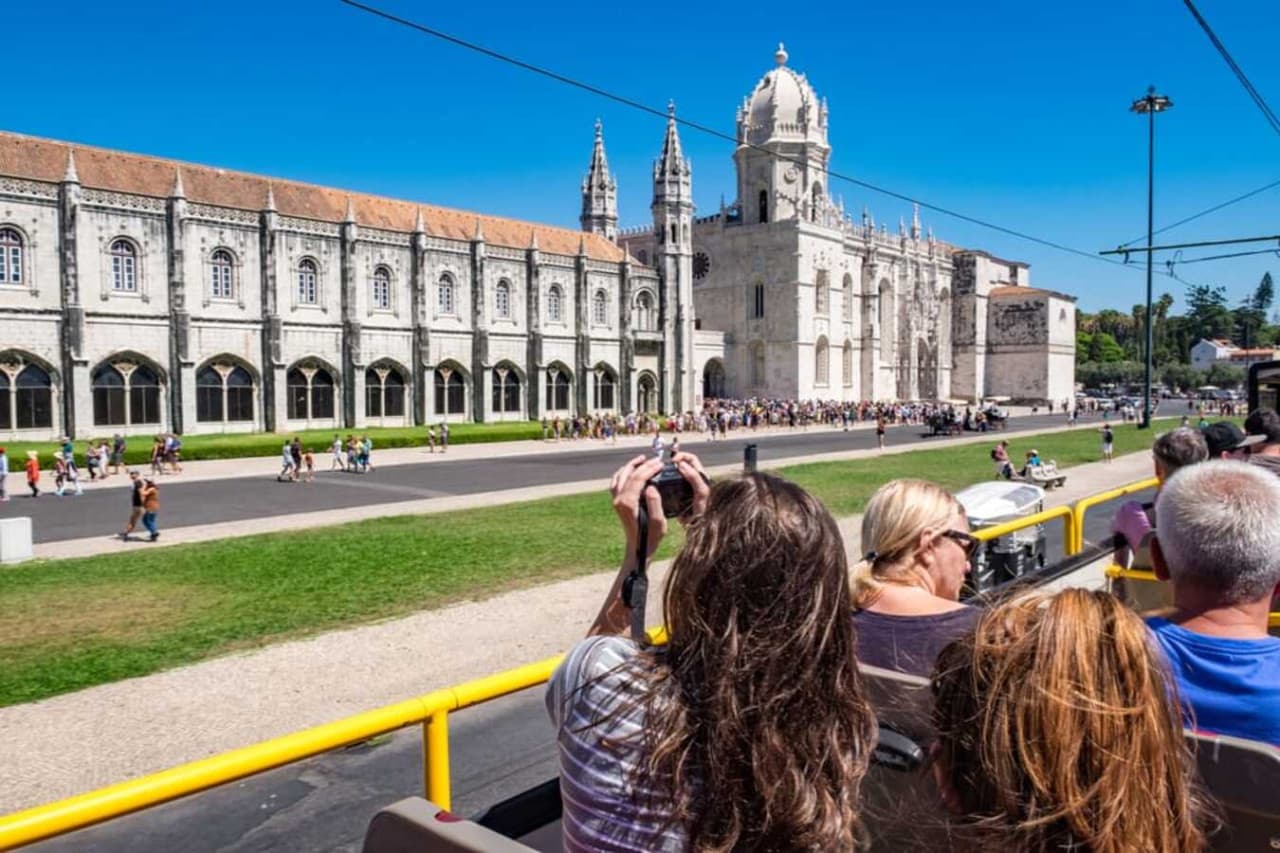 City Sightseeing Lisbon Hop-on Hop-off Bus Tour - تصویر 5
