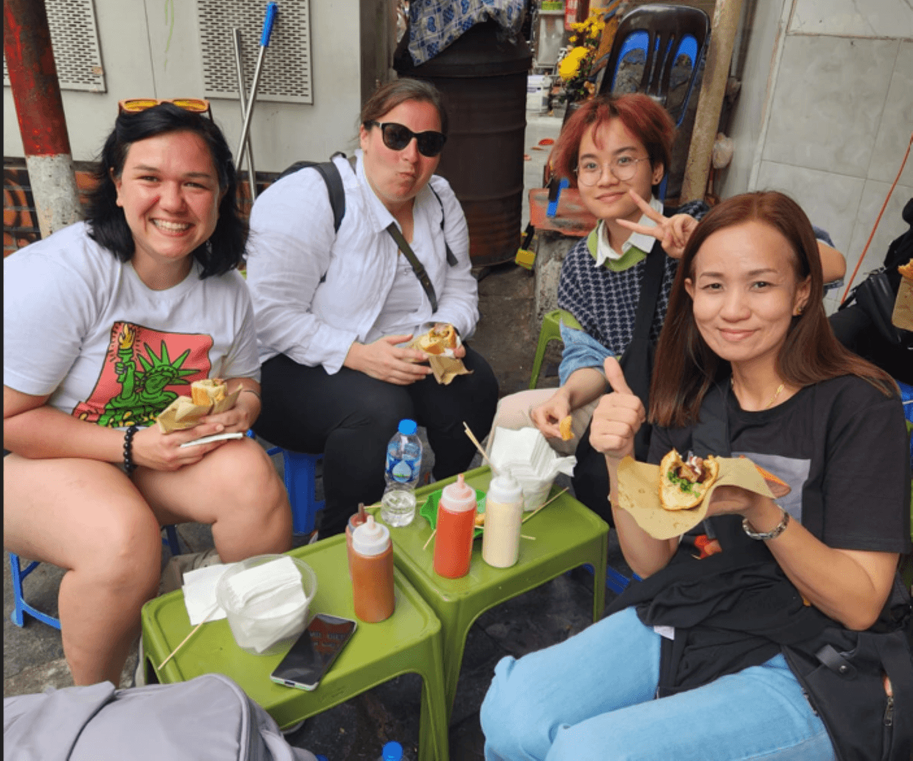 Hanoi Street Food Walking Tour and Water Puppet Show - تصویر 7