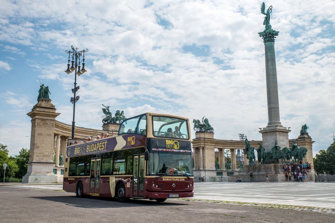 Big Bus Budapest Hop-on Hop-off Bus Tour - تصویر اصلی