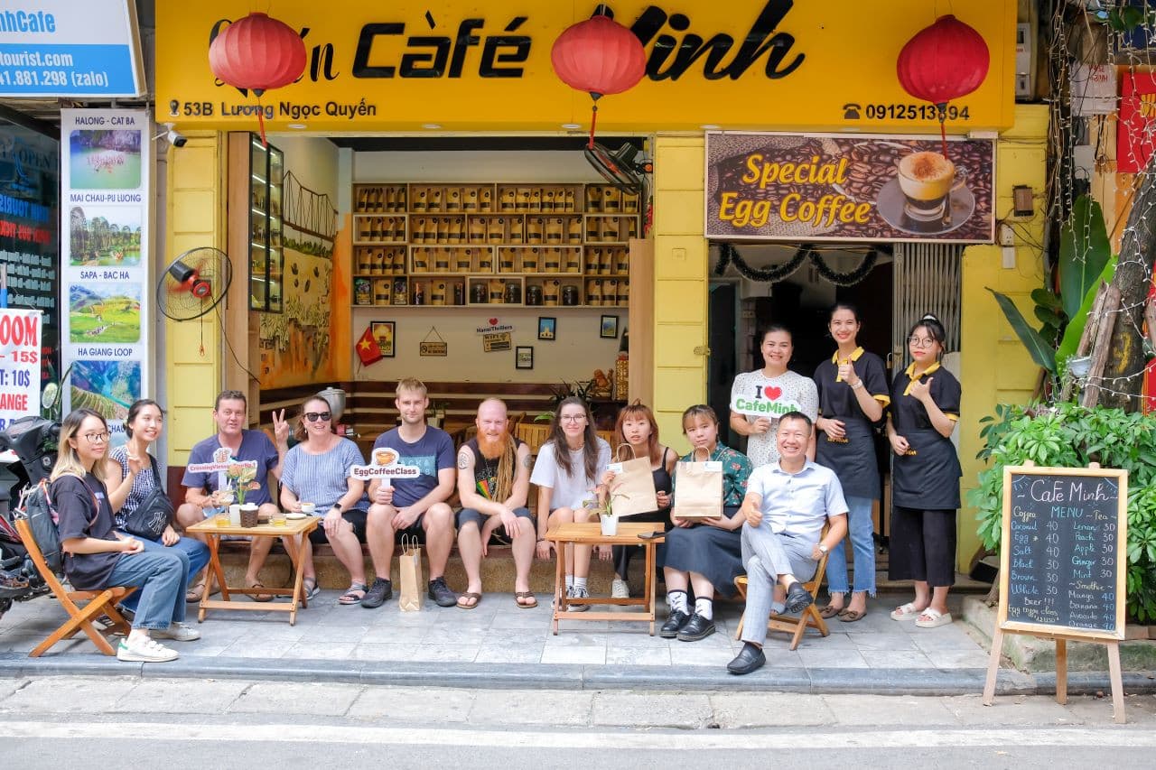 Hanoi Old Quarter Cyclo Tour with Egg Coffee Experience - تصویر 6