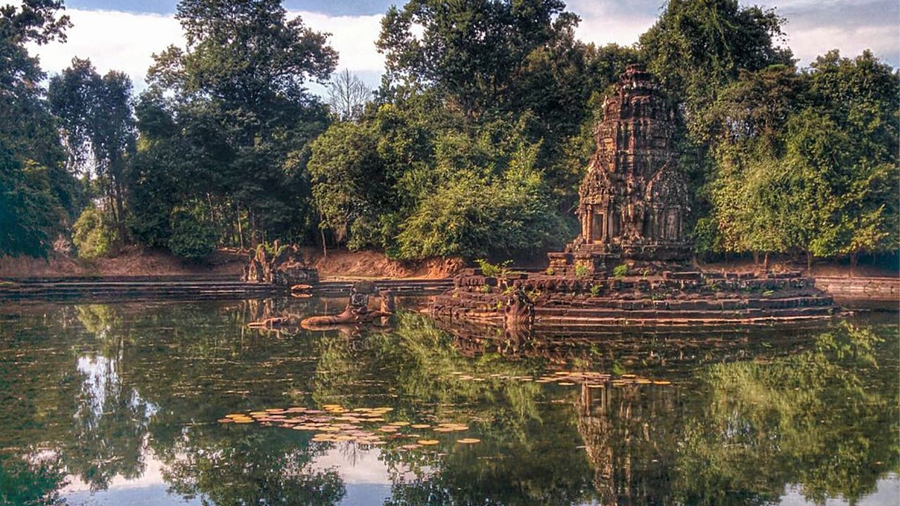 Kbal Spean Hiking Tour with Phnom Bakheng Sunset Experience - تصویر اصلی