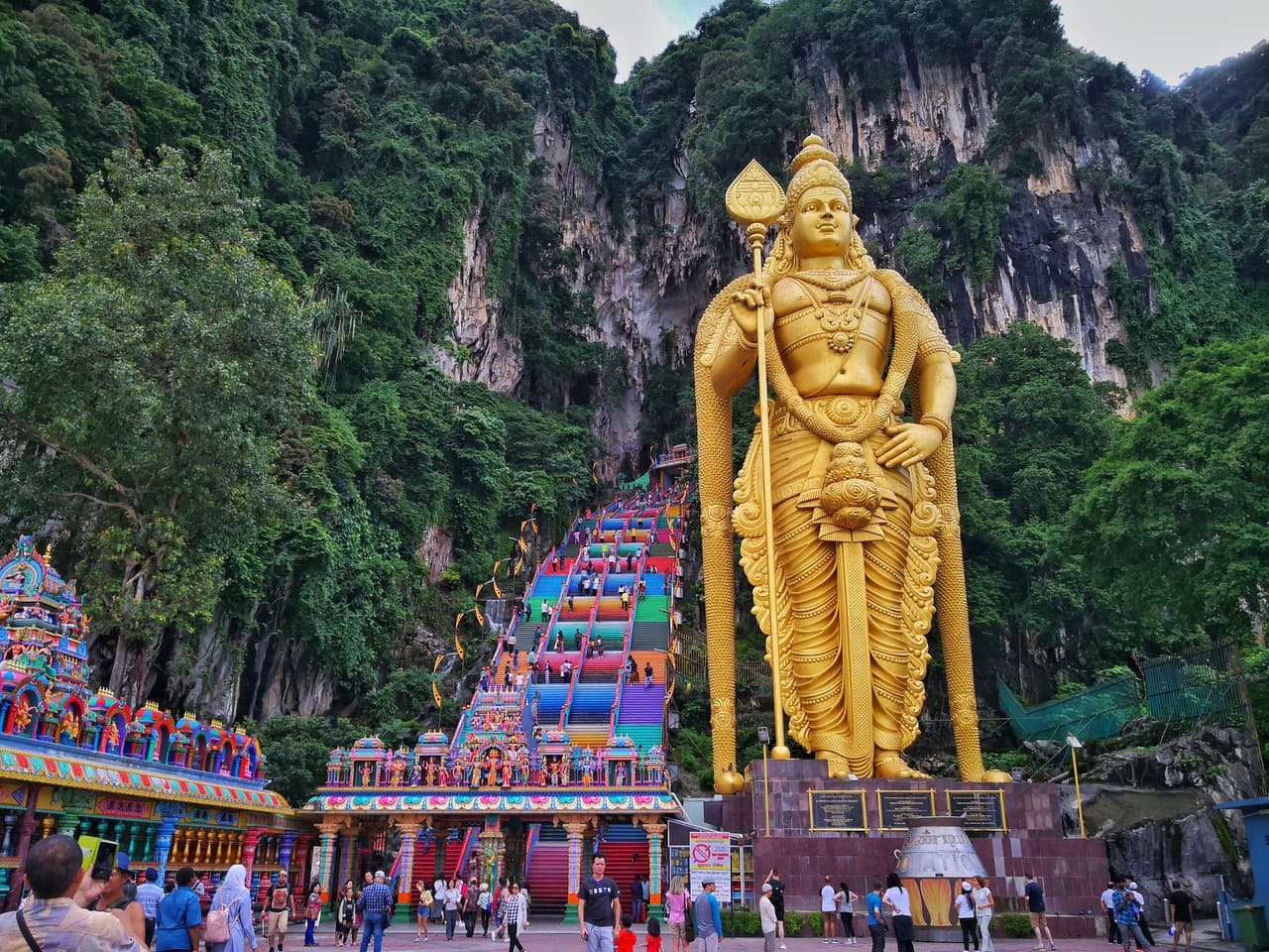 Colmar Tropicale Bukit Tinggi and Batu Caves Tour from Kuala Lumpur - تصویر اصلی