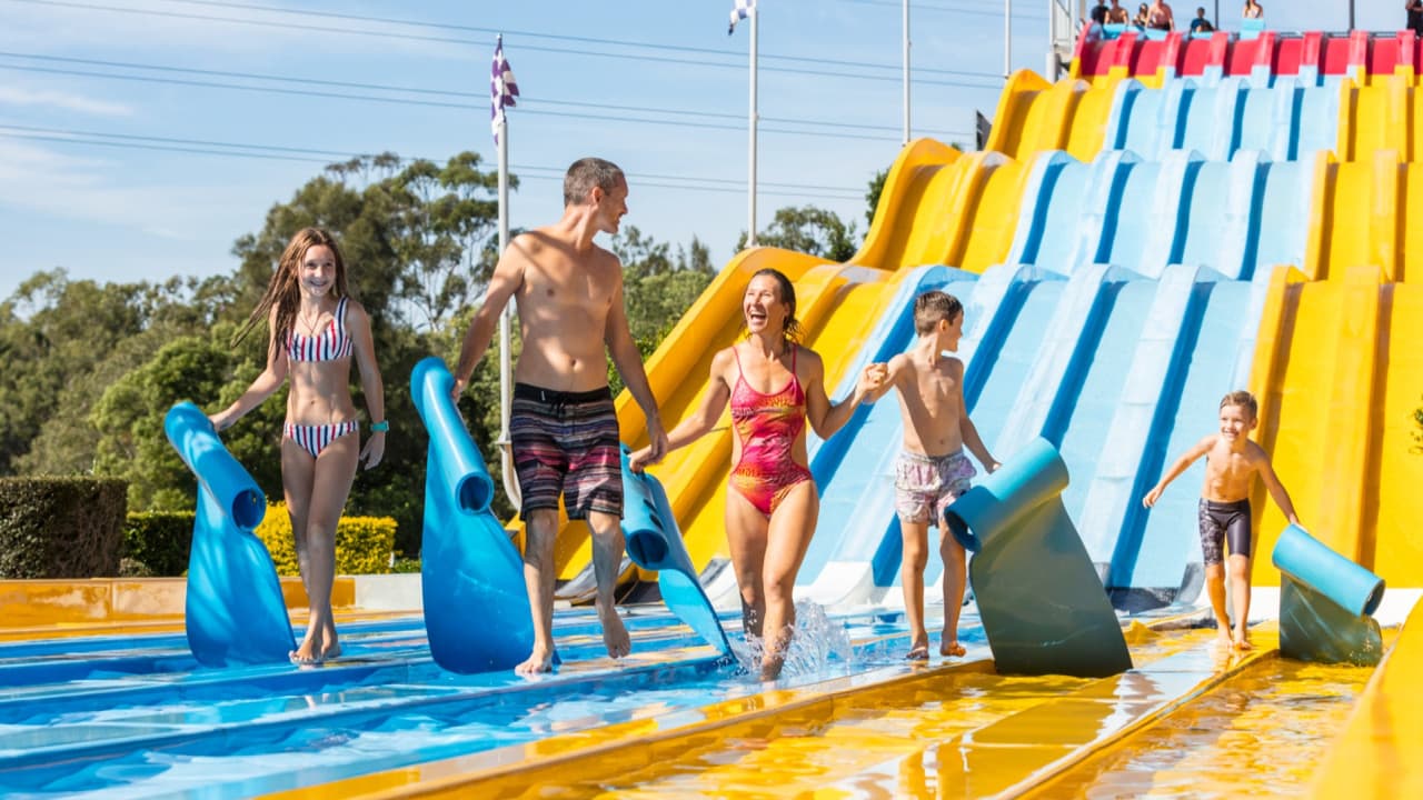 Gold Coast Warner Bros. Movie World, Sea World, Paradise Country and Wet'n'Wild Multiday Pass - تصویر 20