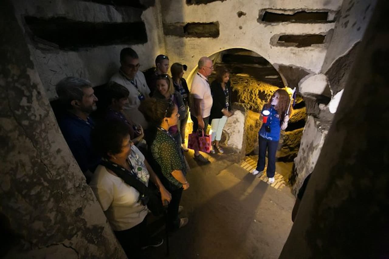Rome Underground Tour: Capuchin Crypts, Christian Catacombs, Basilica of San Martino ai Monti - تصویر 11