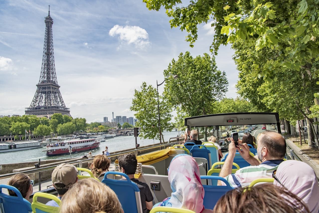 Tootbus Paris Hop-on Hop-off Bus Tour - تصویر اصلی