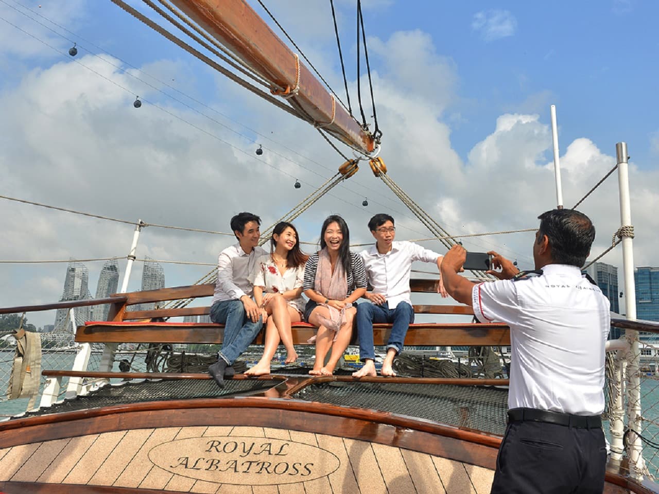 The Royal Albatross - Luxury Tall Ship Cruise Ticket - تصویر 12