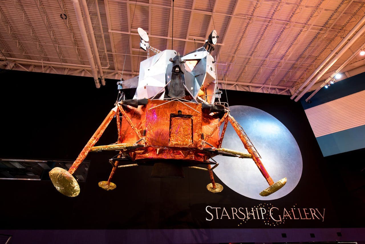 Space Center Houston Ticket - تصویر 4