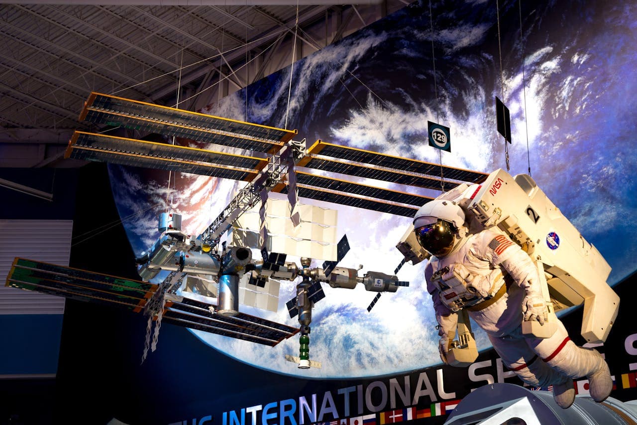 Space Center Houston Ticket - تصویر اصلی