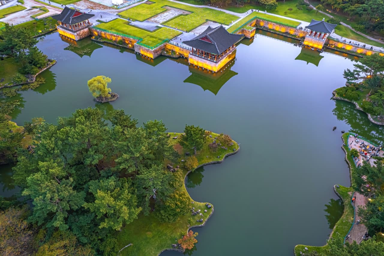 Gyeongju Silla Heritage Full-Day Tour with Seokguram Grotto from Busan - تصویر 8