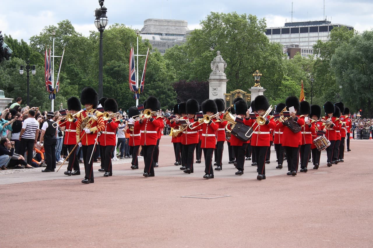 Full Day London with Changing of the Guard and Thames River Cruise - تصویر 10