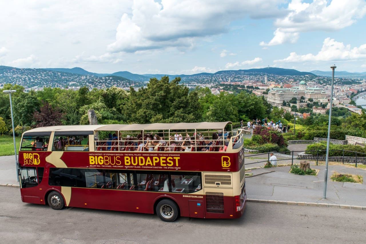 Big Bus Budapest Hop-on Hop-off Bus Tour - تصویر 6