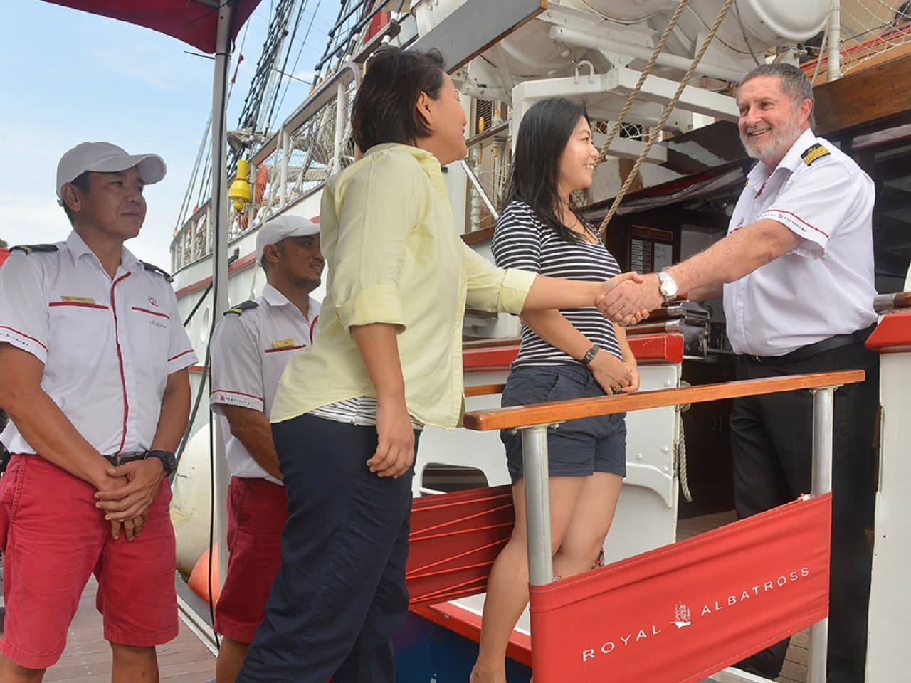 The Royal Albatross - Luxury Tall Ship Cruise Ticket - تصویر 14