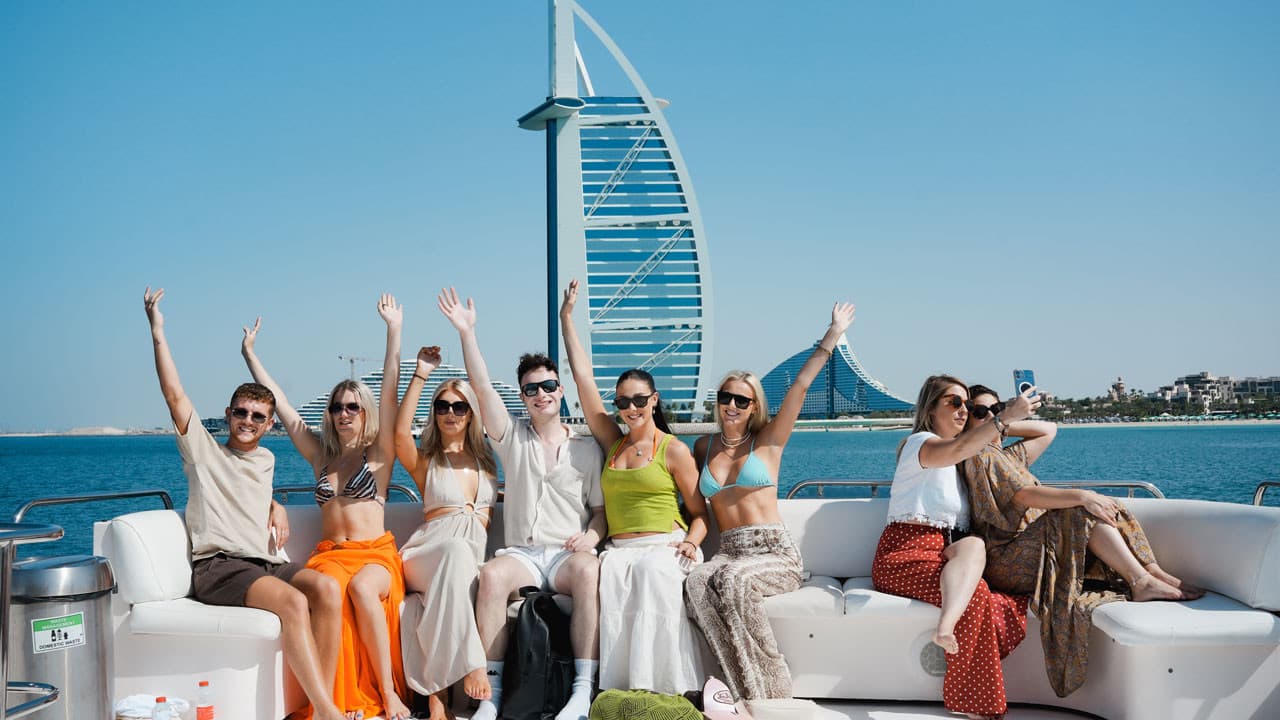 Dubai Marina Yacht Tours - تصویر 6