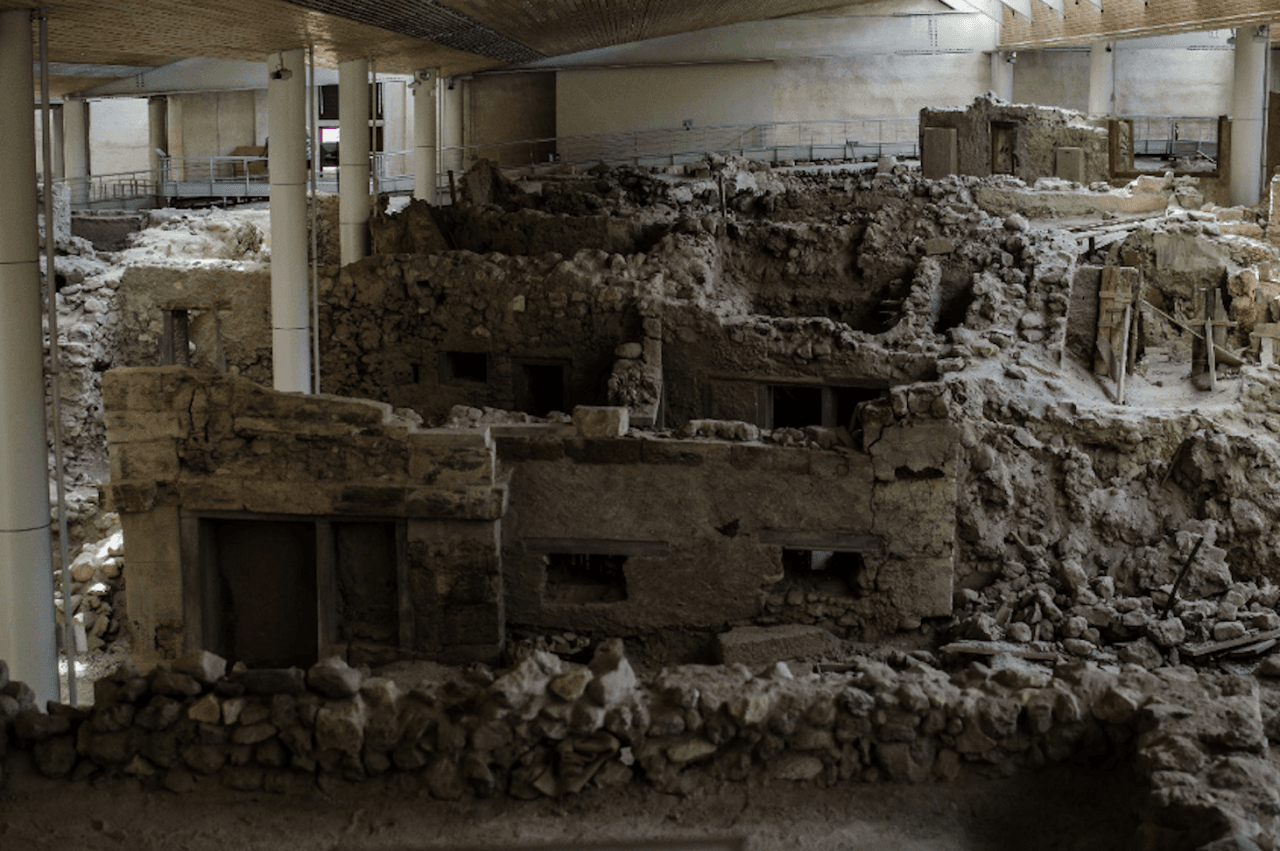 Akrotiri Archaeological Site - تصویر 5