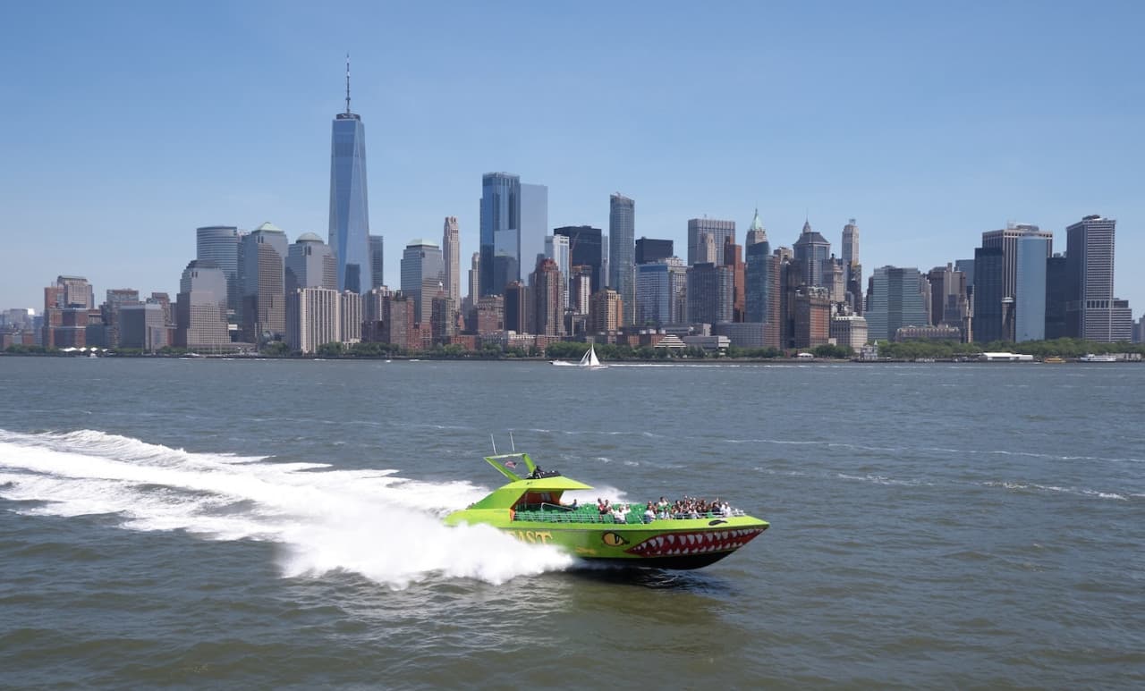 Official Circle Line Cruises, Midtown NYC: Reserved Straight-to-Board Ticket - تصویر 13