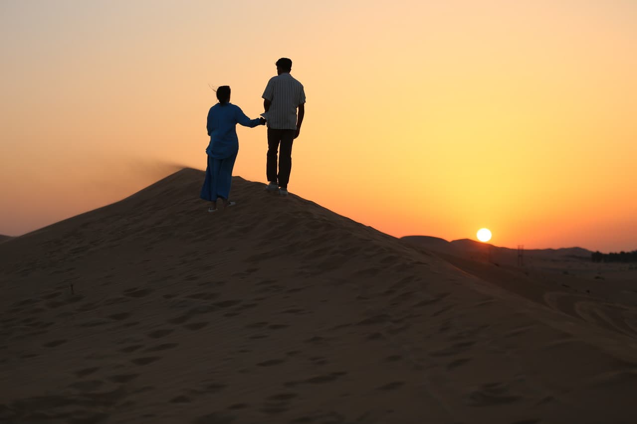 Premium Evening Desert Safari Tour from Dubai with BBQ Dinner - تصویر 5