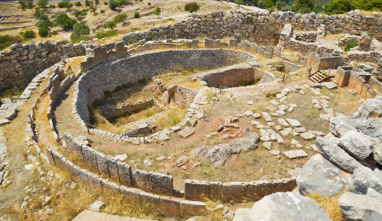Mycenae Archaeological Site and Museum - تصویر 6