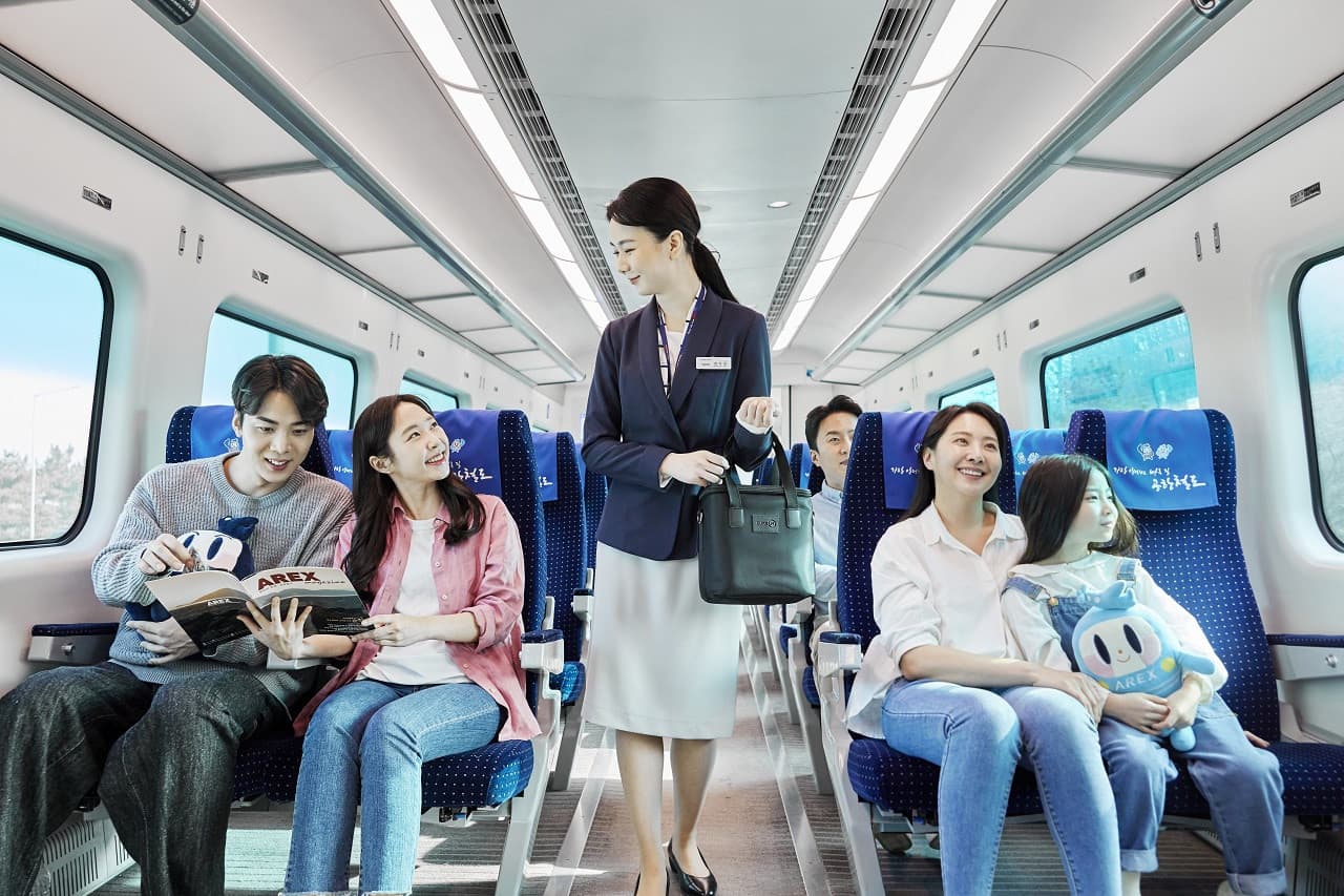 COMBO: AREX Incheon Airport Express Train + Korea SIM Card + Lotte World - تصویر 4