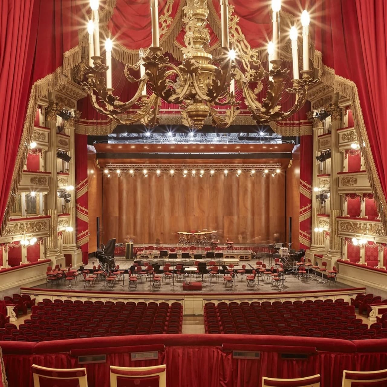La Scala Theatre Guided Tour - تصویر 6