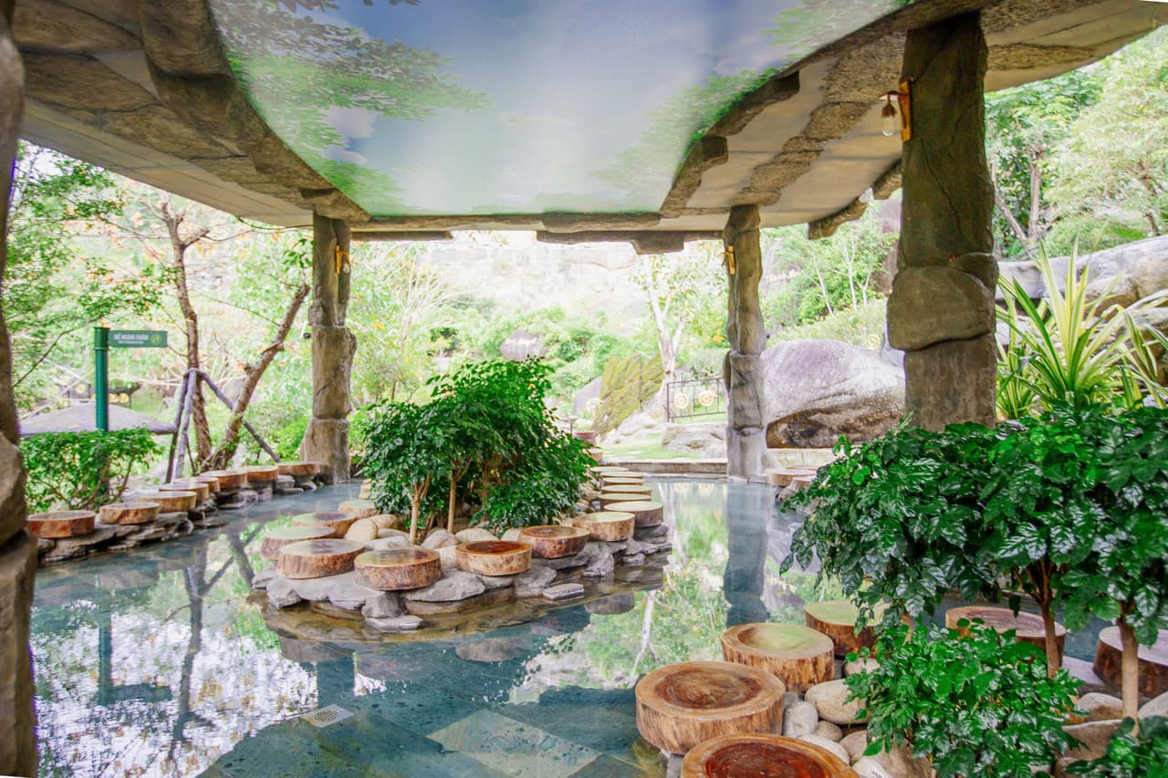 Nui Than Tai Hot Springs Park Tour - تصویر 2