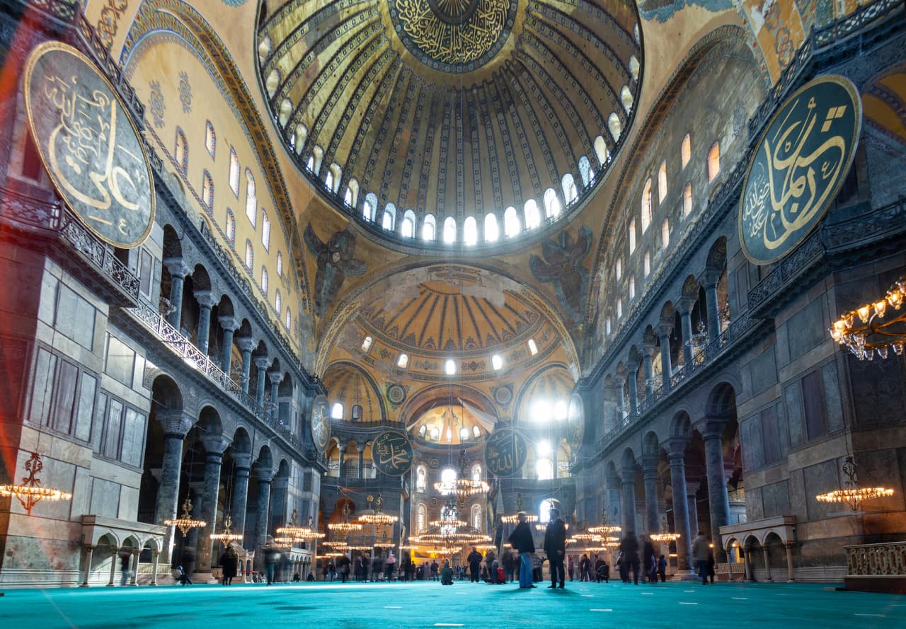 COMBO: Hagia Sophia Grand Mosque + Basilica Cistern + Dolmabahce Palace + Galata Tower Tickets - تصویر 3