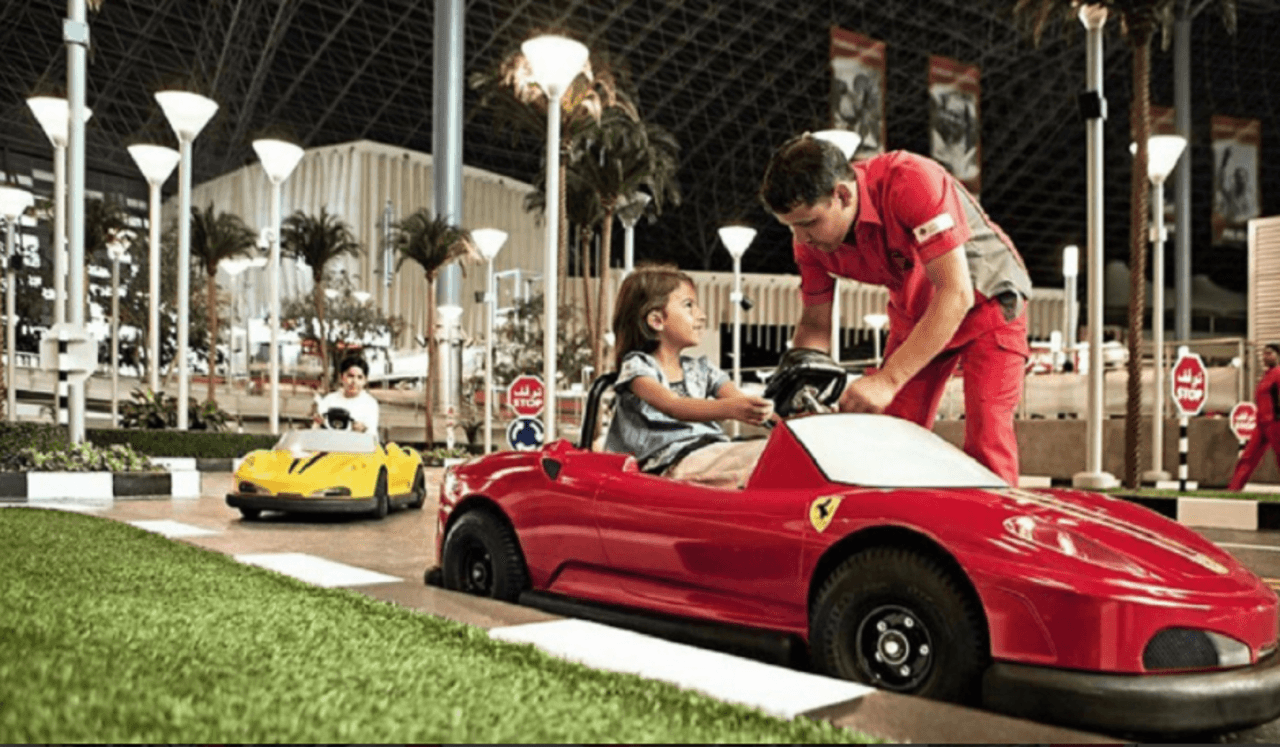 COMBO: Ferrari World Abu Dhabi + Qasr Al Watan Tickets - تصویر 2