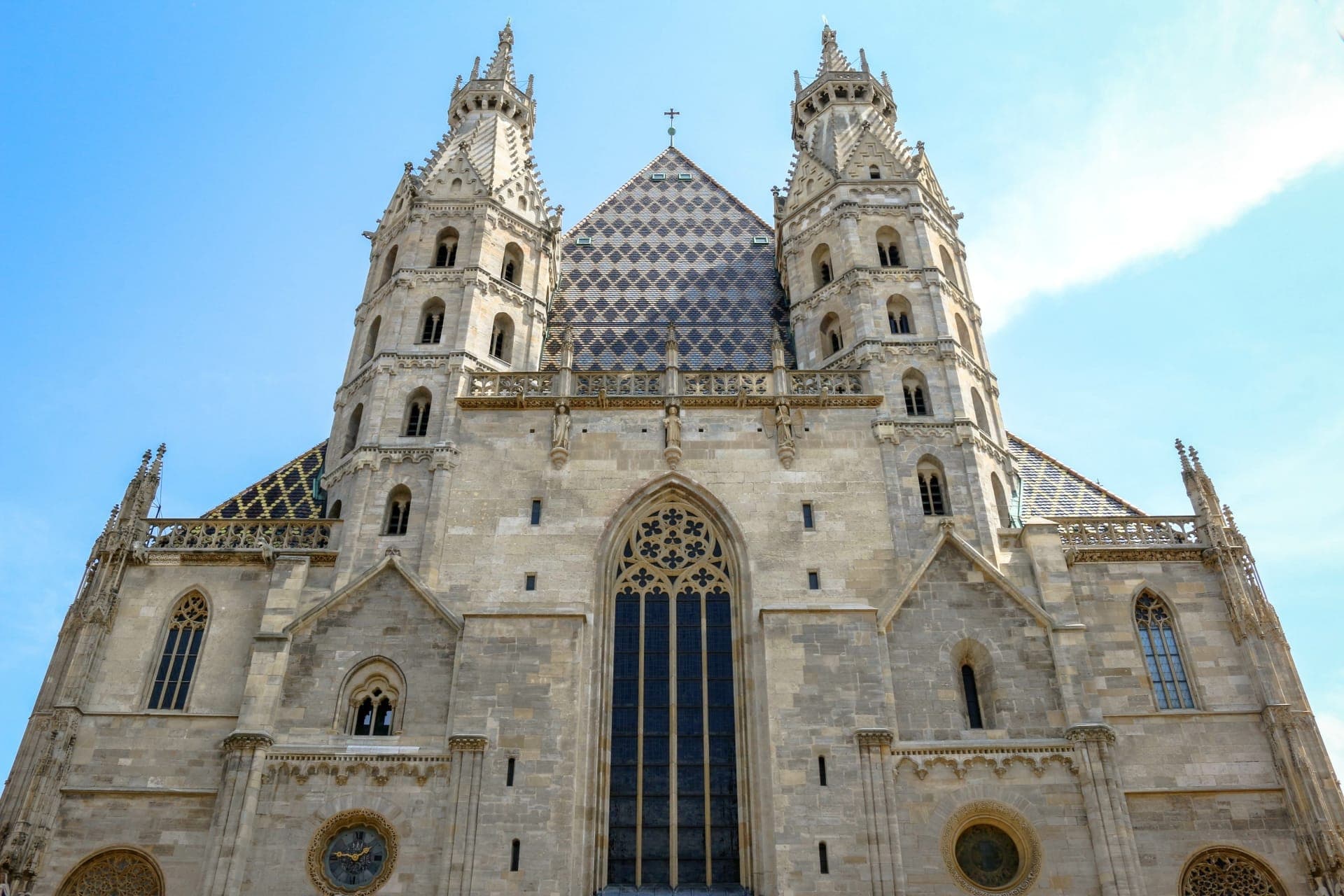 Vienna Old Town, Hofburg Palace Courtyard, and St. Stephen's Cathedral Walking Tour - تصویر 8