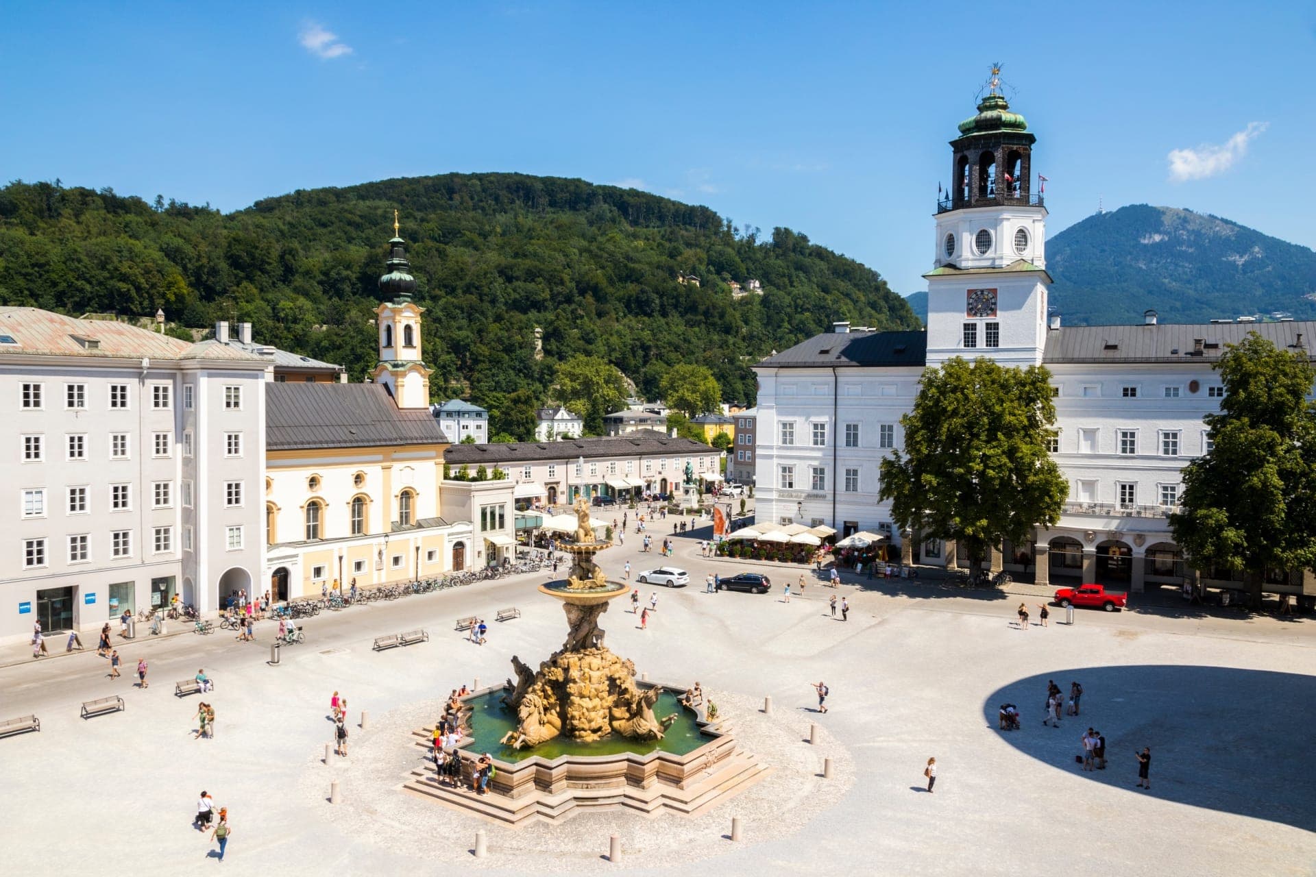 Salzburg Old Town, Mozart, and Mirabell Gardens Walking Tour - تصویر 29