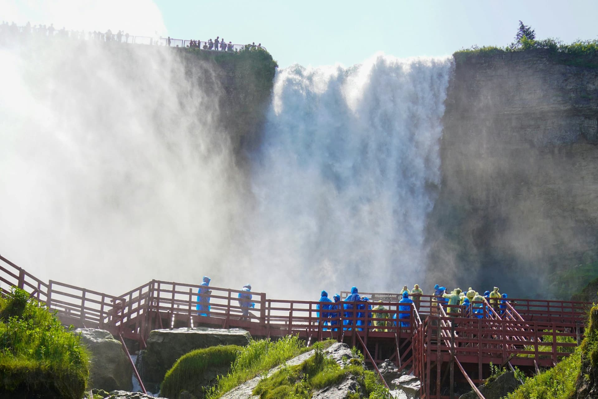 Niagara Falls(US & Canada): Guided Tour with Boat Cruise, Cave of the Winds & Skylon Tower - تصویر 5