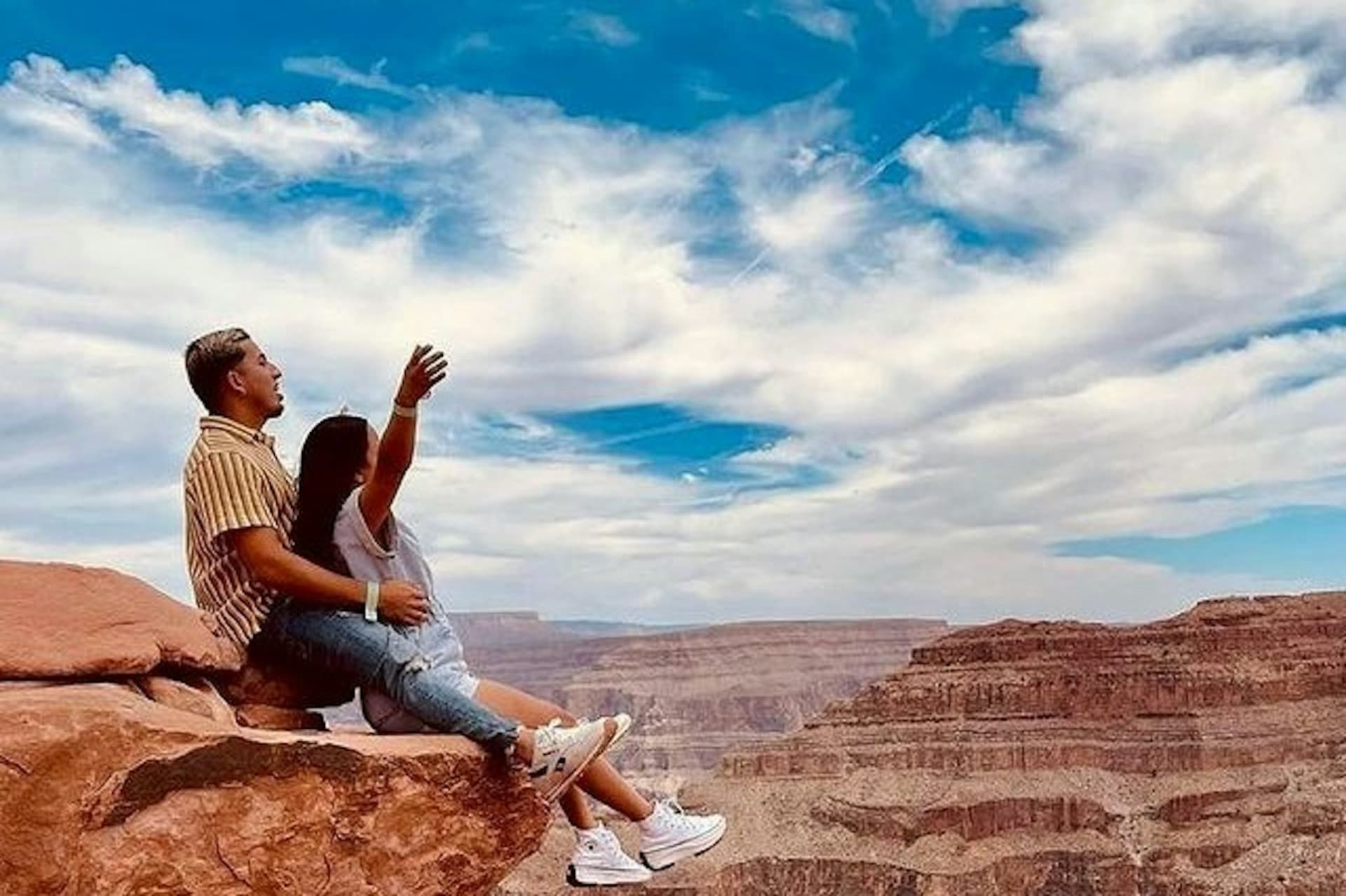 Grand Canyon West: VIP Tour from Las Vegas + Hoover Dam Stop + Optional Skywalk - تصویر 5