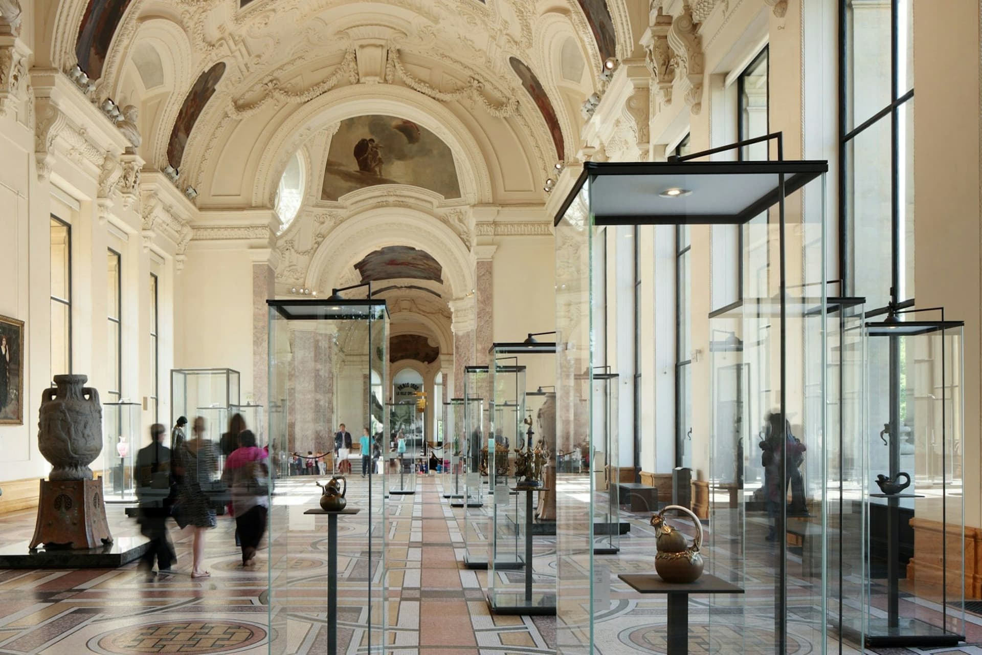 Petit Palais: Artists' Faces Exhibition - تصویر 3