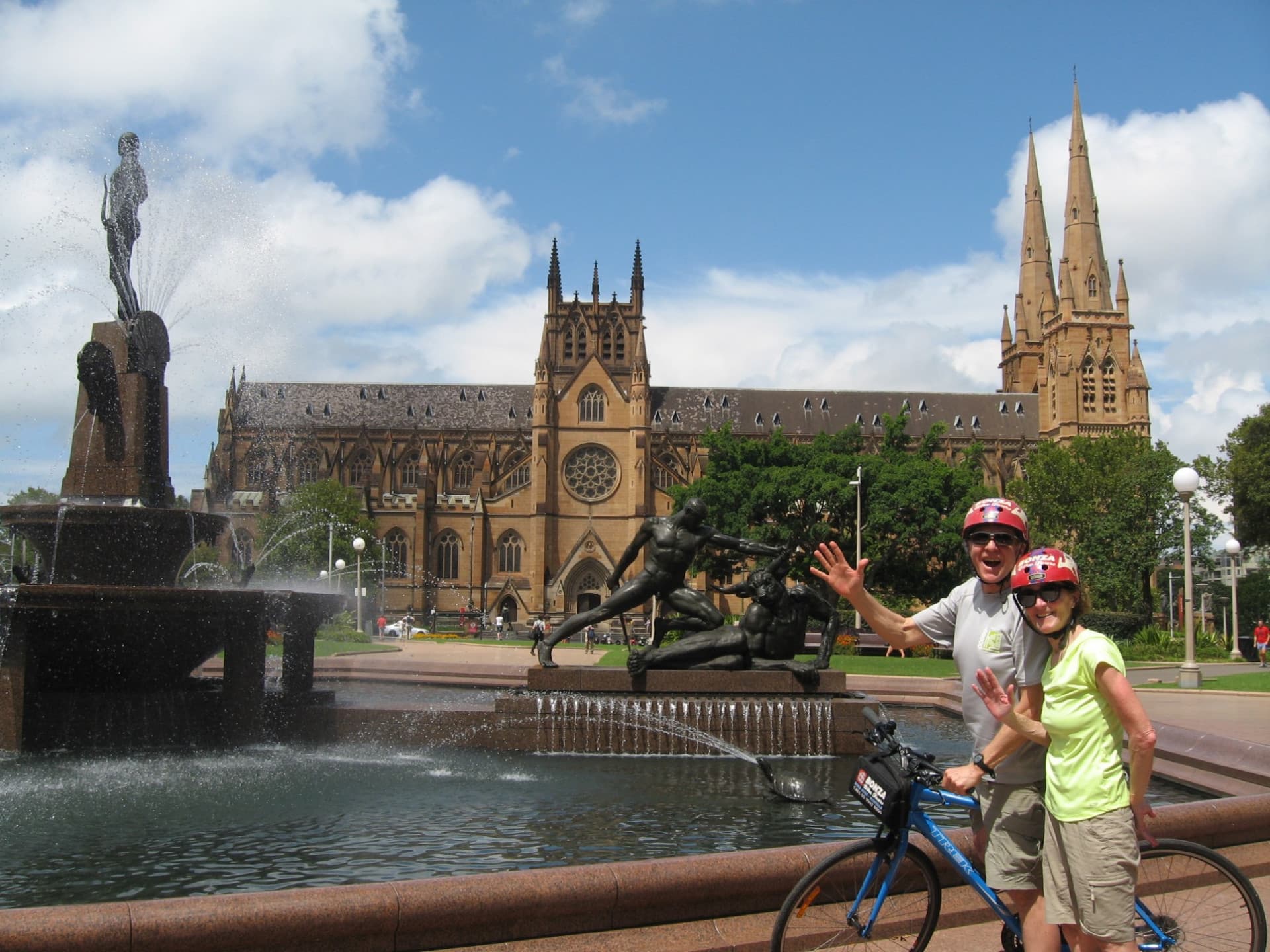 Sydney Harbour Bridge Cycling Tour with Lunch - تصویر 6