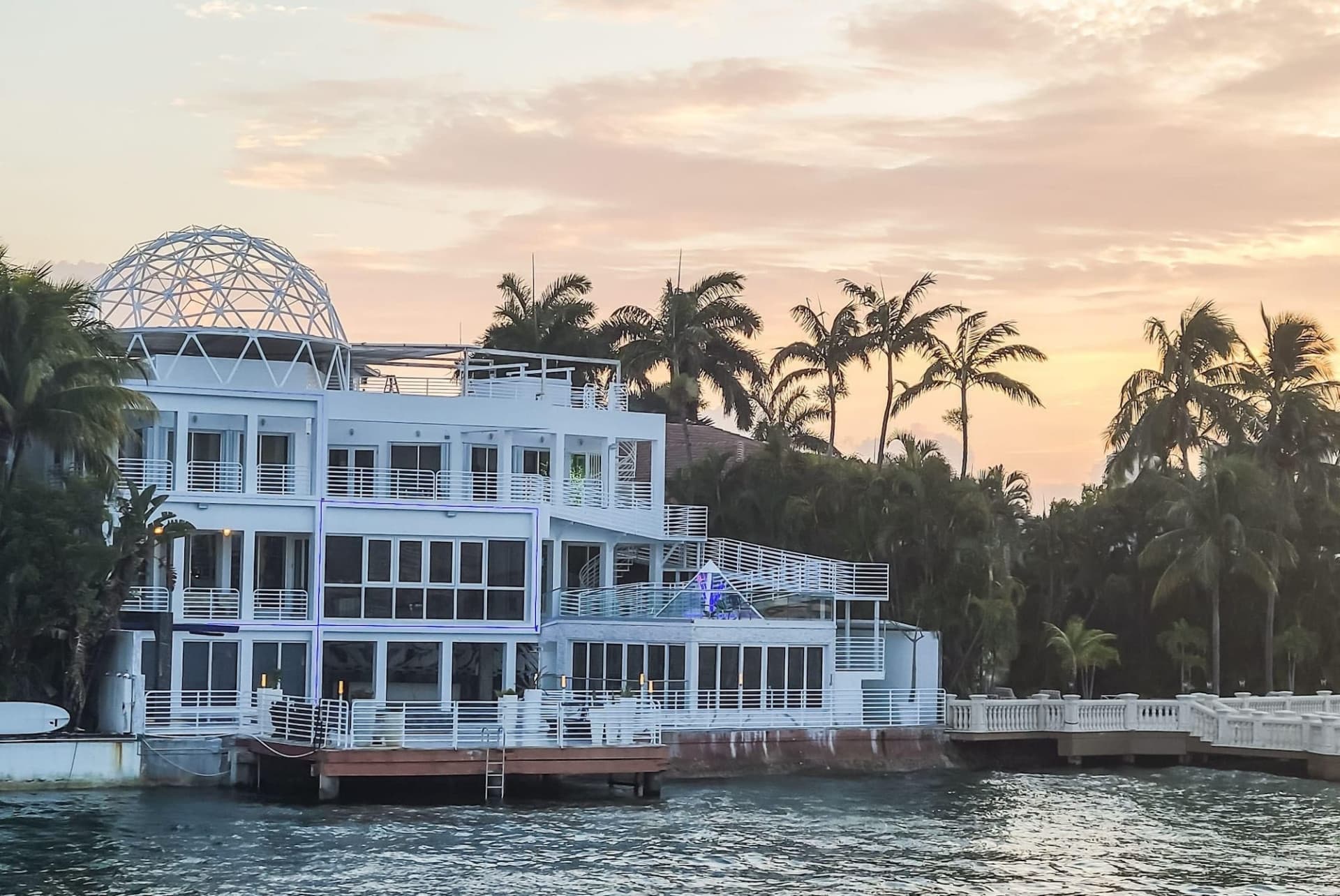 Miami Skyline Cruise of Millionaires’ Homes and Biscayne Bay - تصویر 9