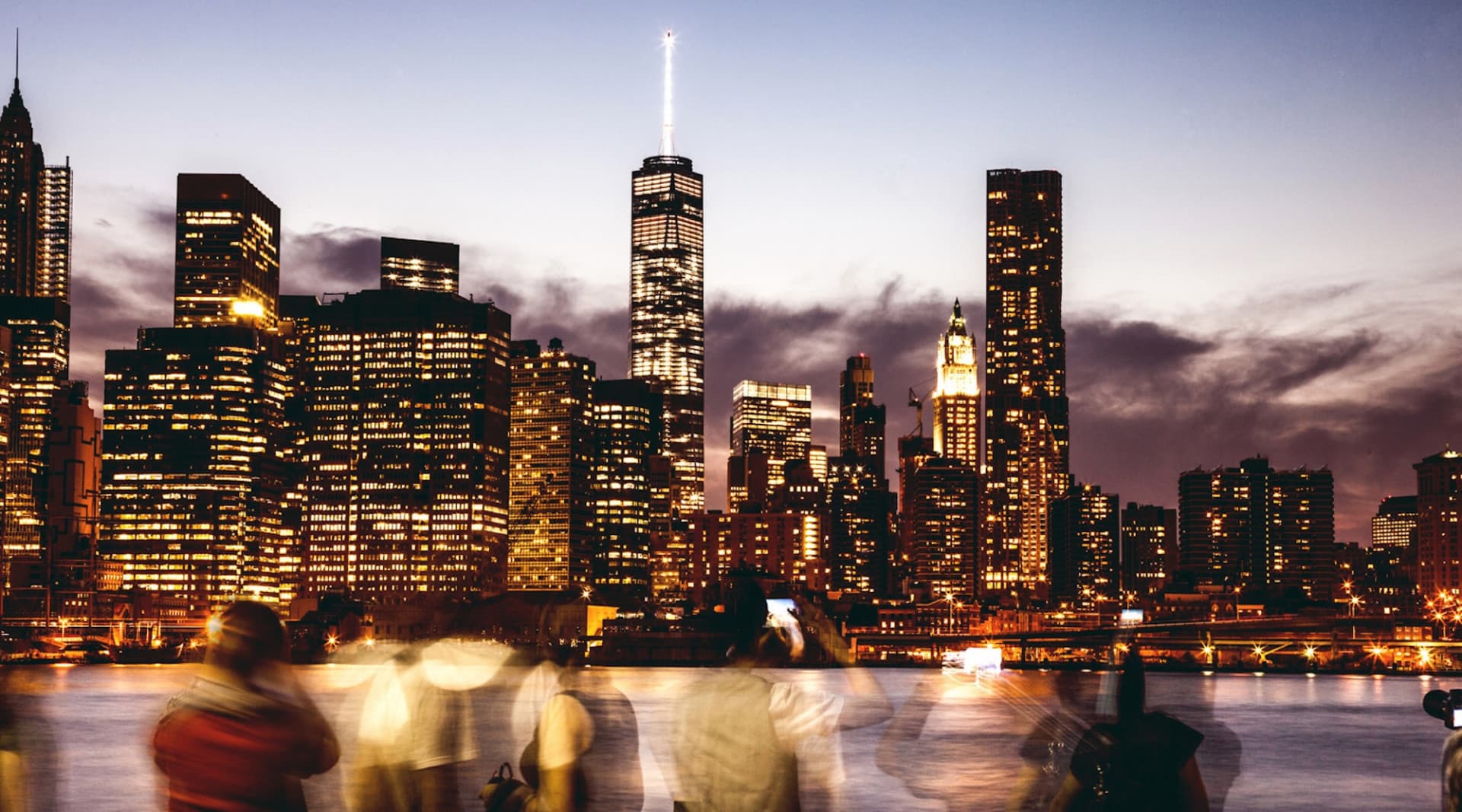 Circle Line "NYC Harbor Lights" Evening Cruise (2 hours): Reserved Straight-to-Board Ticket - تصویر 4