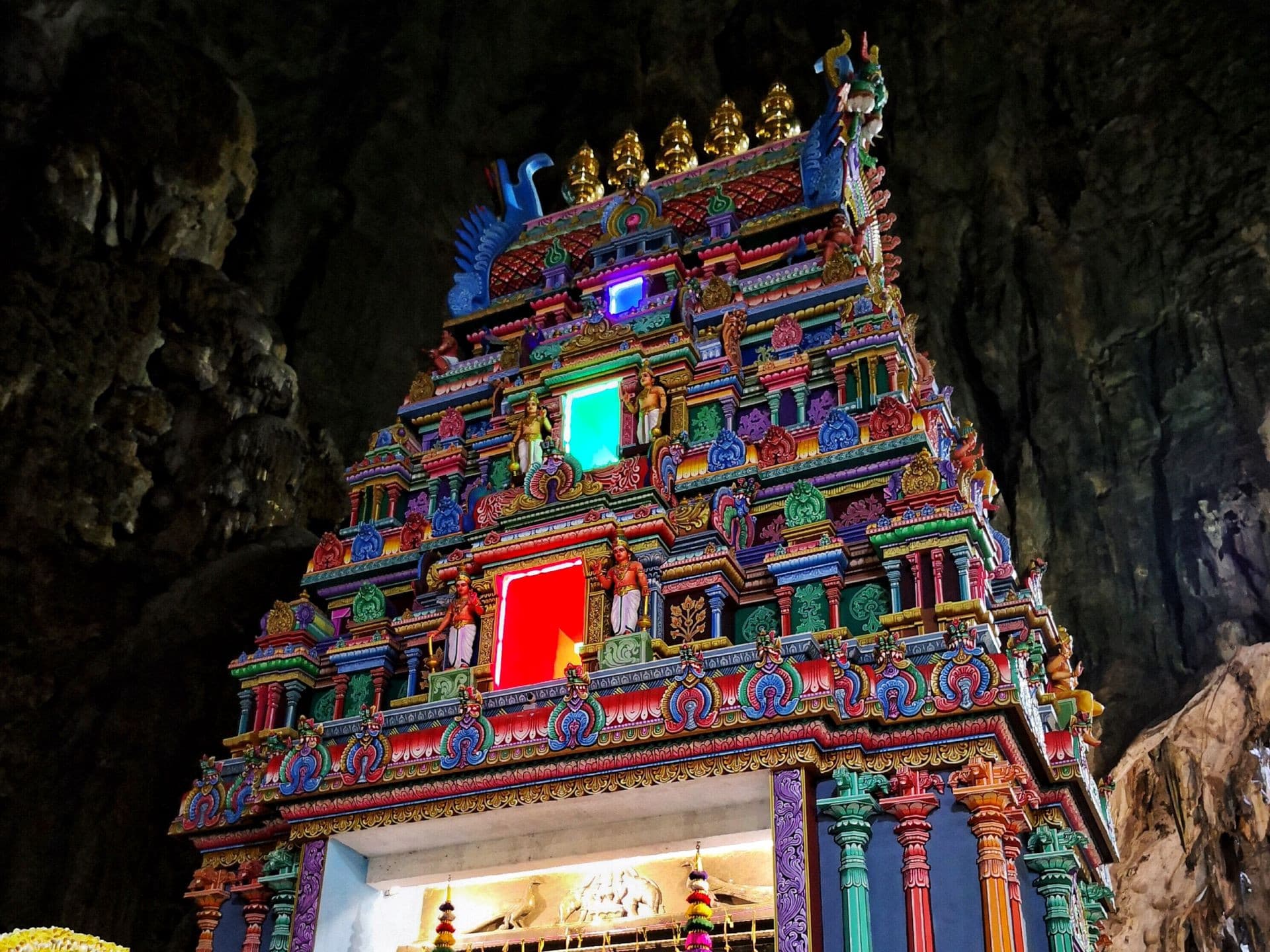 Batu Caves and Kuala Lumpur Countryside Tour - تصویر 4
