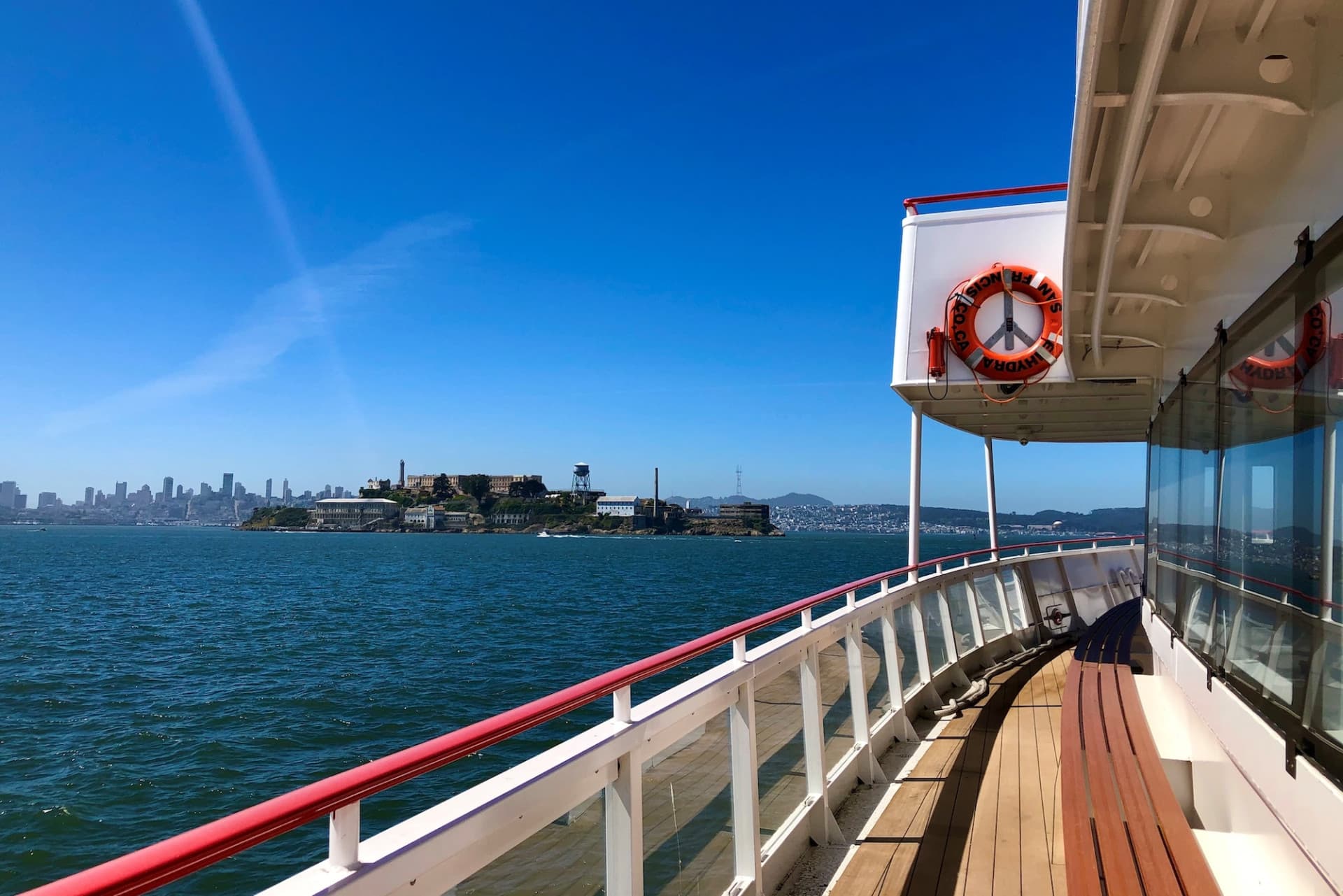San Francisco Bay 1.5 Hour Bridge to Bridge Sightseeing Boat Cruise by Red and White Fleet - تصویر 10