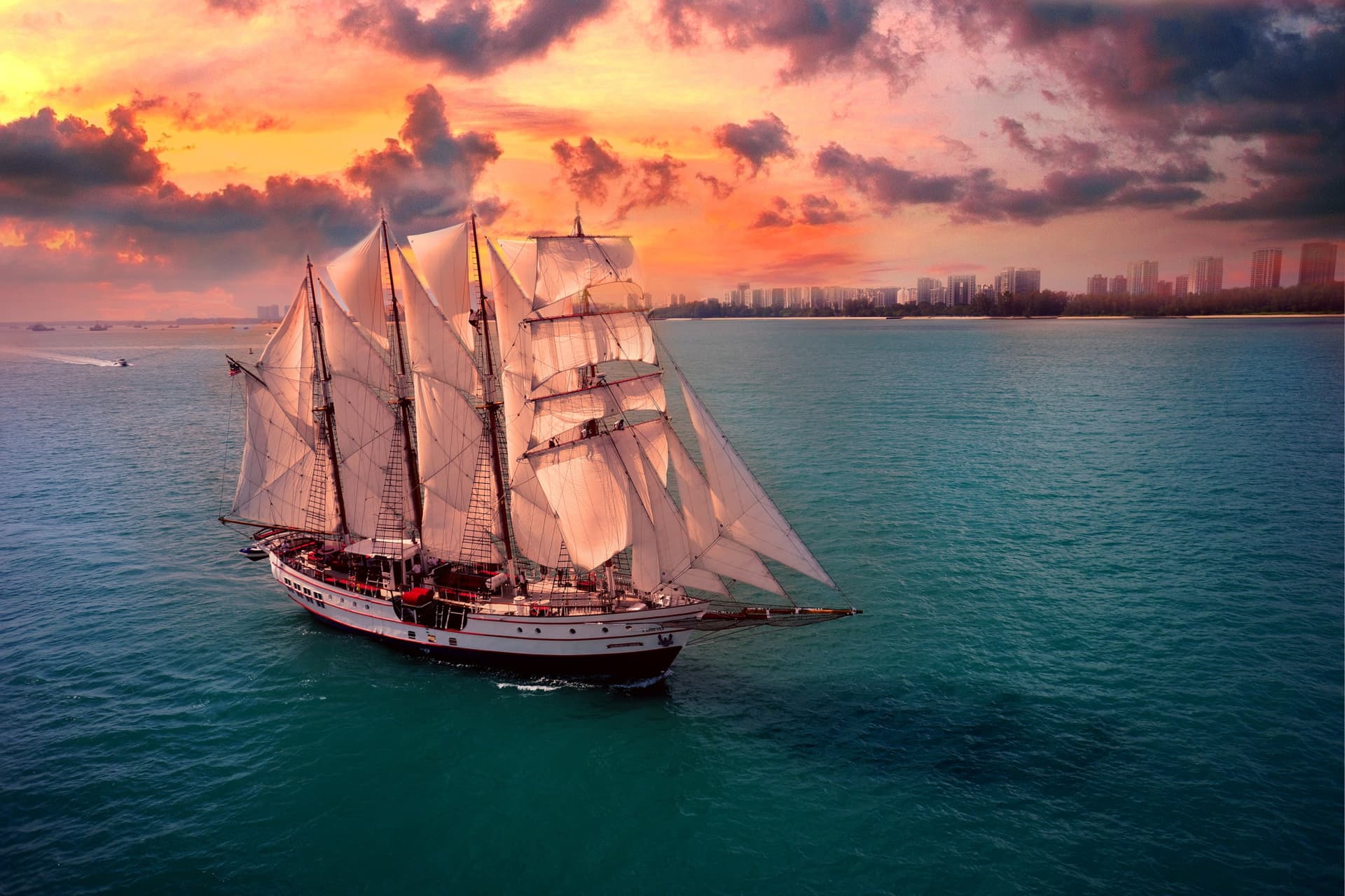 The Royal Albatross - Luxury Tall Ship Cruise Ticket - تصویر 3