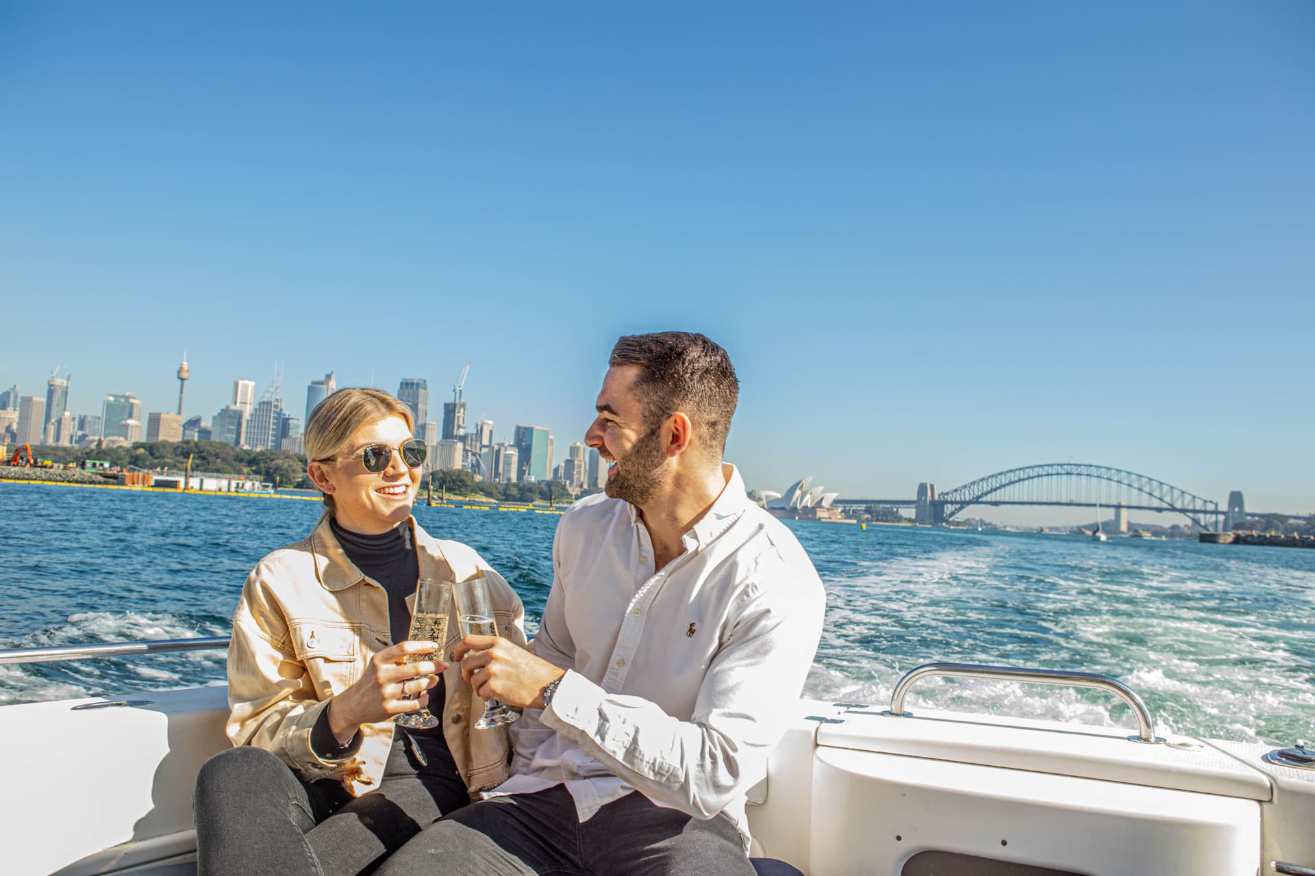 Sydney Harbour Long Dinner Cruise - تصویر 3