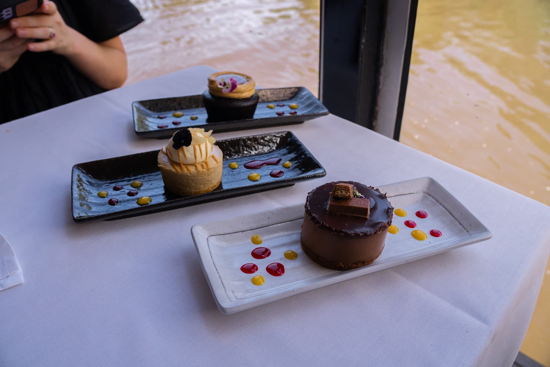 Spirit of Melbourne Lunch Cruise on the Yarra River - تصویر 4