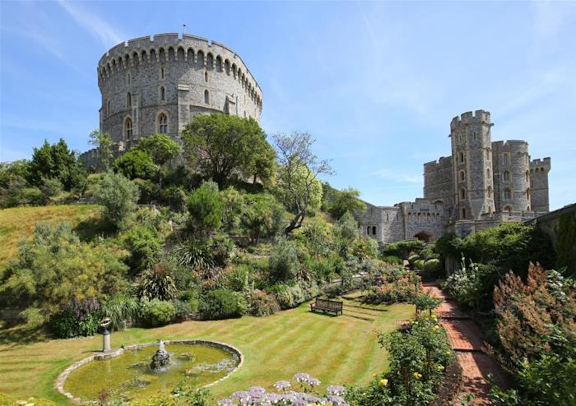 Hampton Court Palace, Windsor Castle, and London Sightseeing Tour - تصویر اصلی