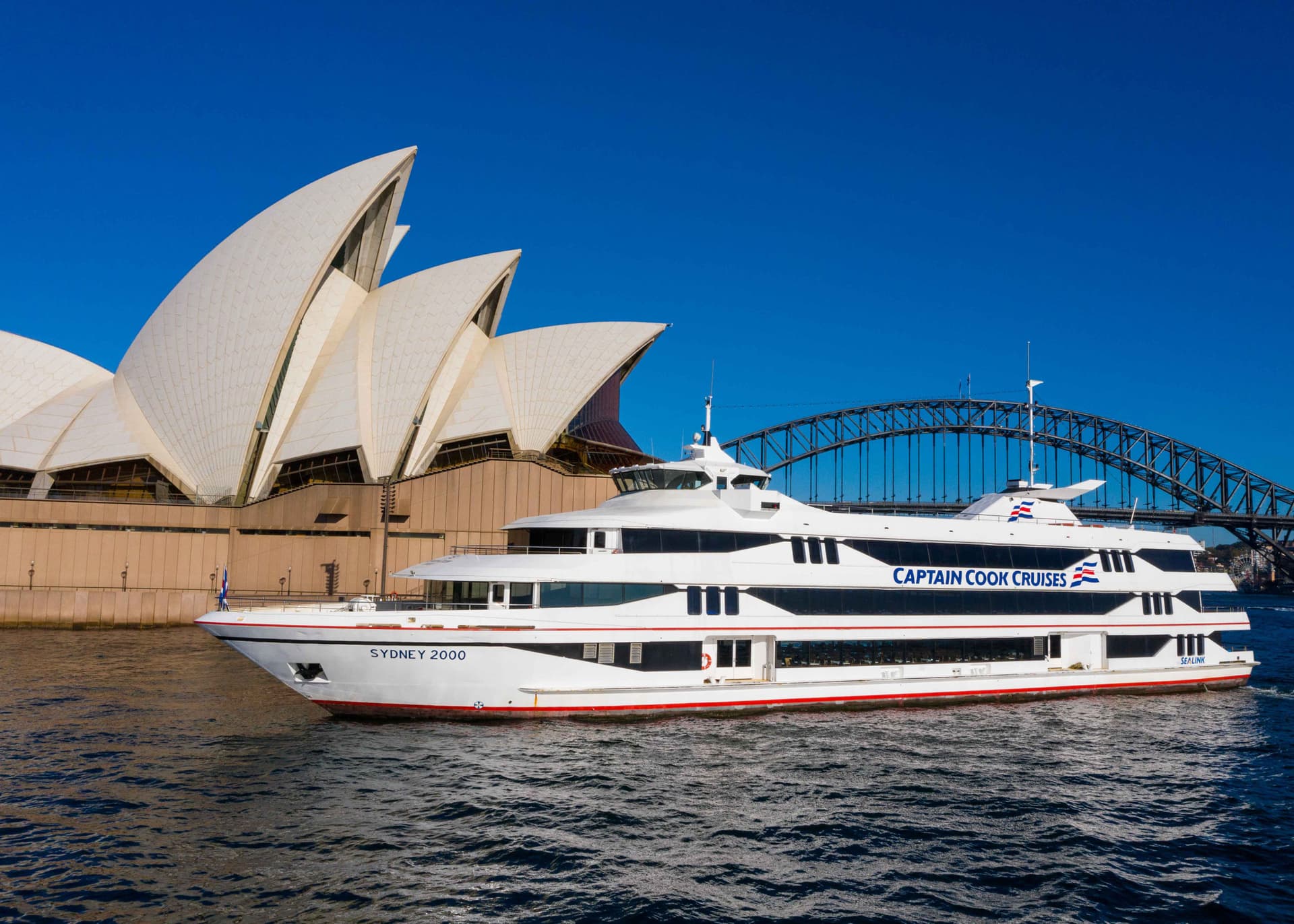 Sydney Harbour High Tea Cruise aboard Captain Cook Cruises - تصویر 8