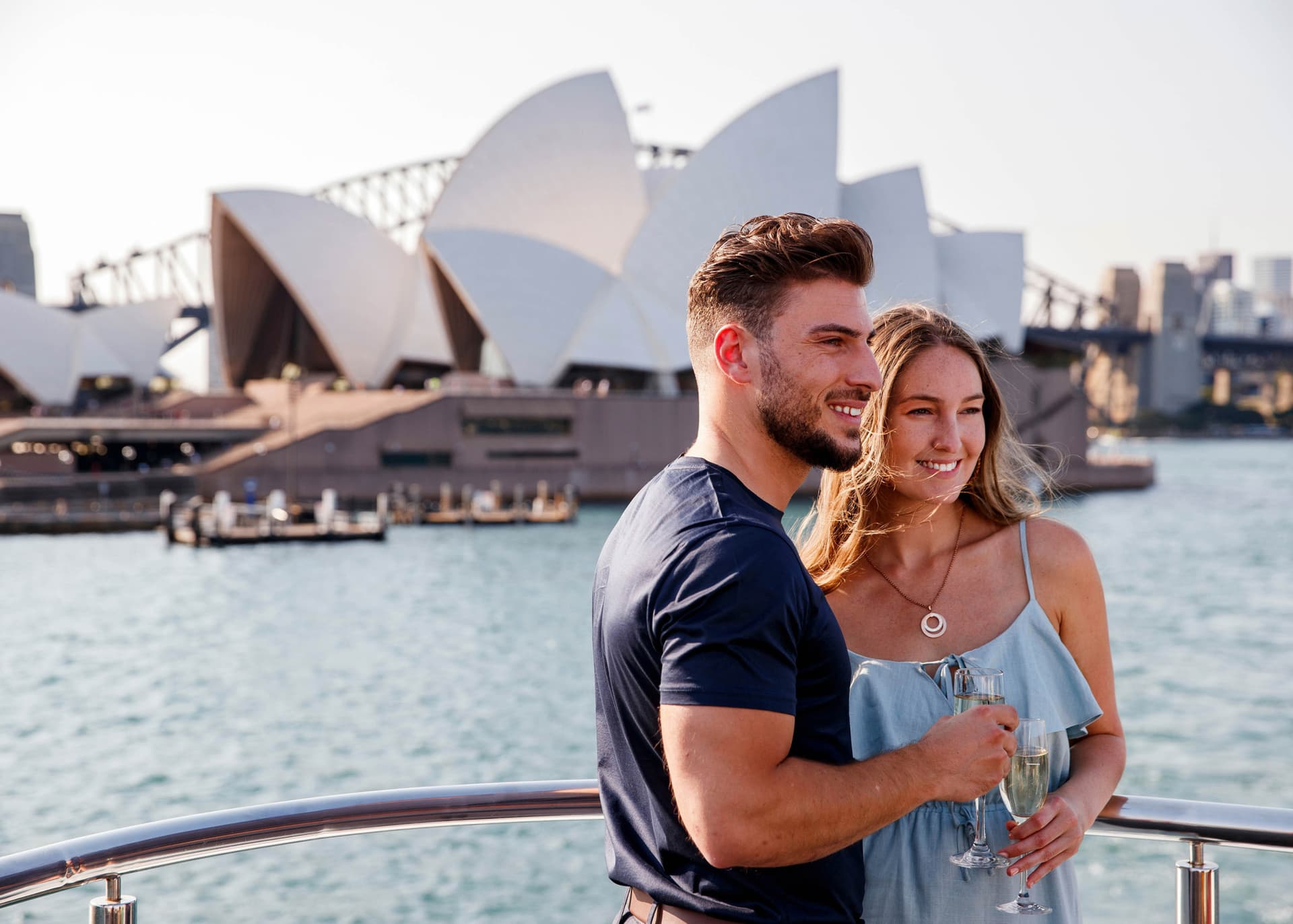 Sydney Harbour Long Lunch Cruise aboard Captain Cook Cruises - تصویر 7