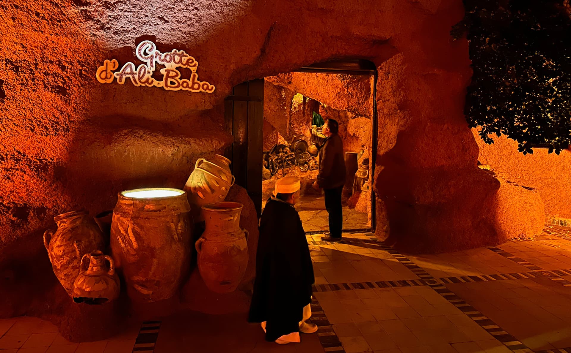 Fantasia 1001 Nights Dinner Show with Round Trip Transfers from Marrakech - تصویر 6