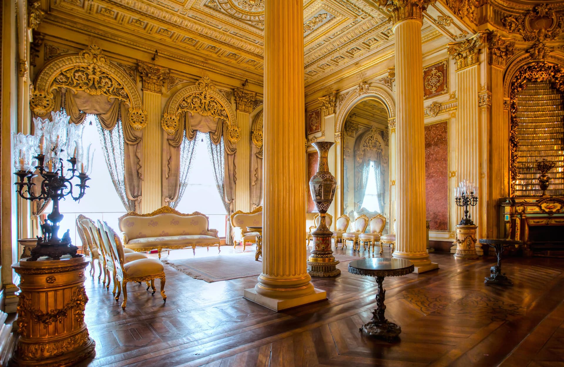 COMBO: Hagia Sophia Grand Mosque + Basilica Cistern + Dolmabahce Palace + Galata Tower Tickets - تصویر 7