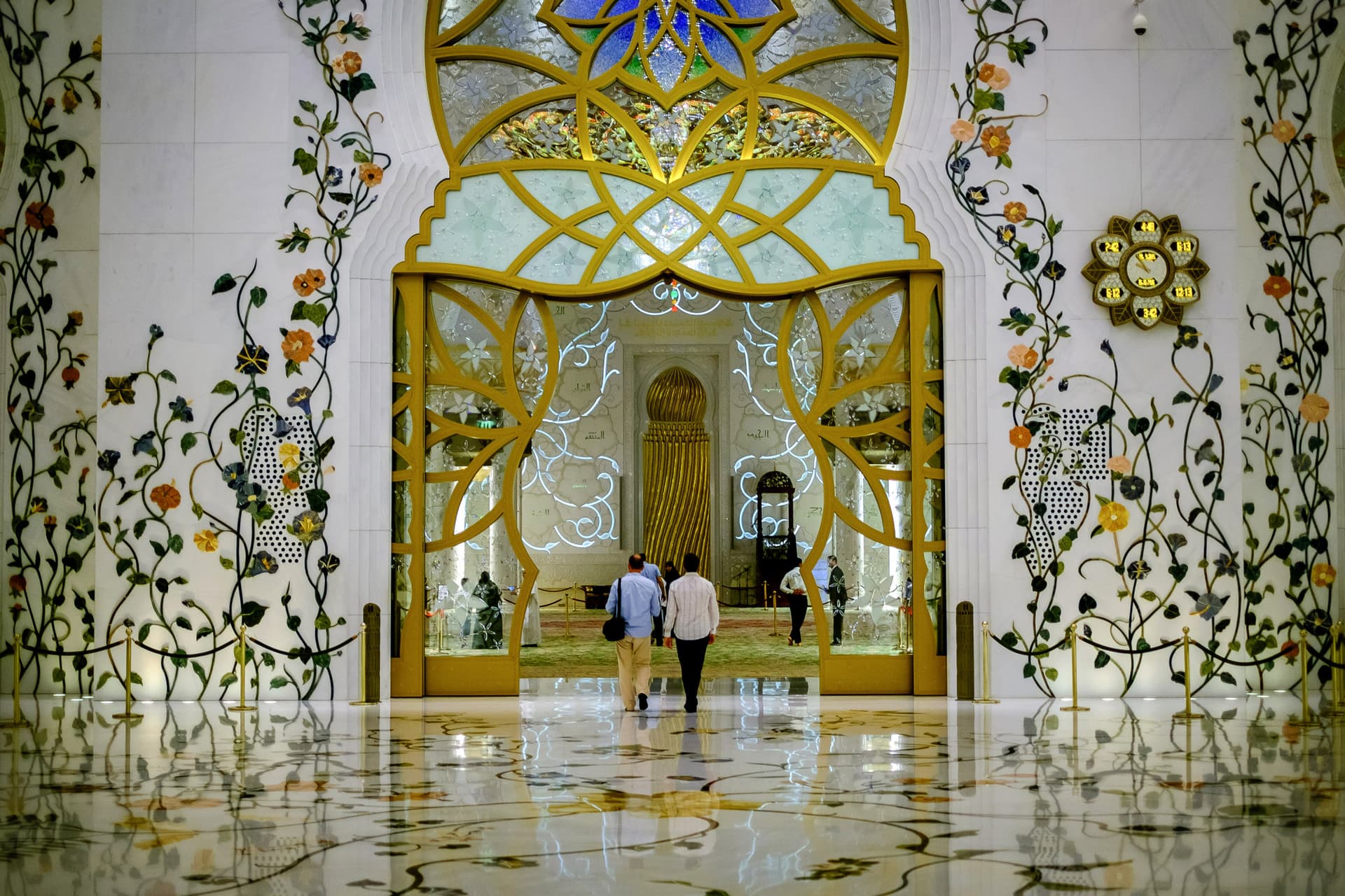 Sheikh Zayed Grand Mosque Tour from Dubai - تصویر 6