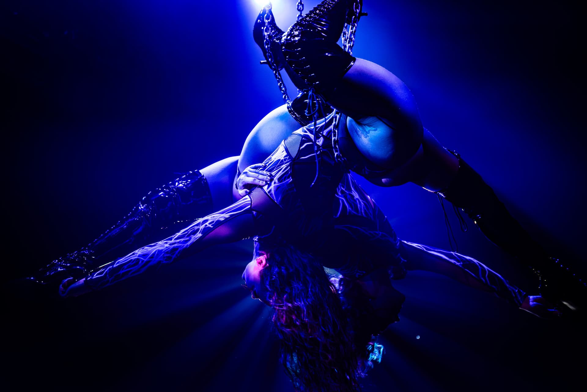 Dracula's Cabaret 3-Course Dinner and Show Ticket - تصویر 2