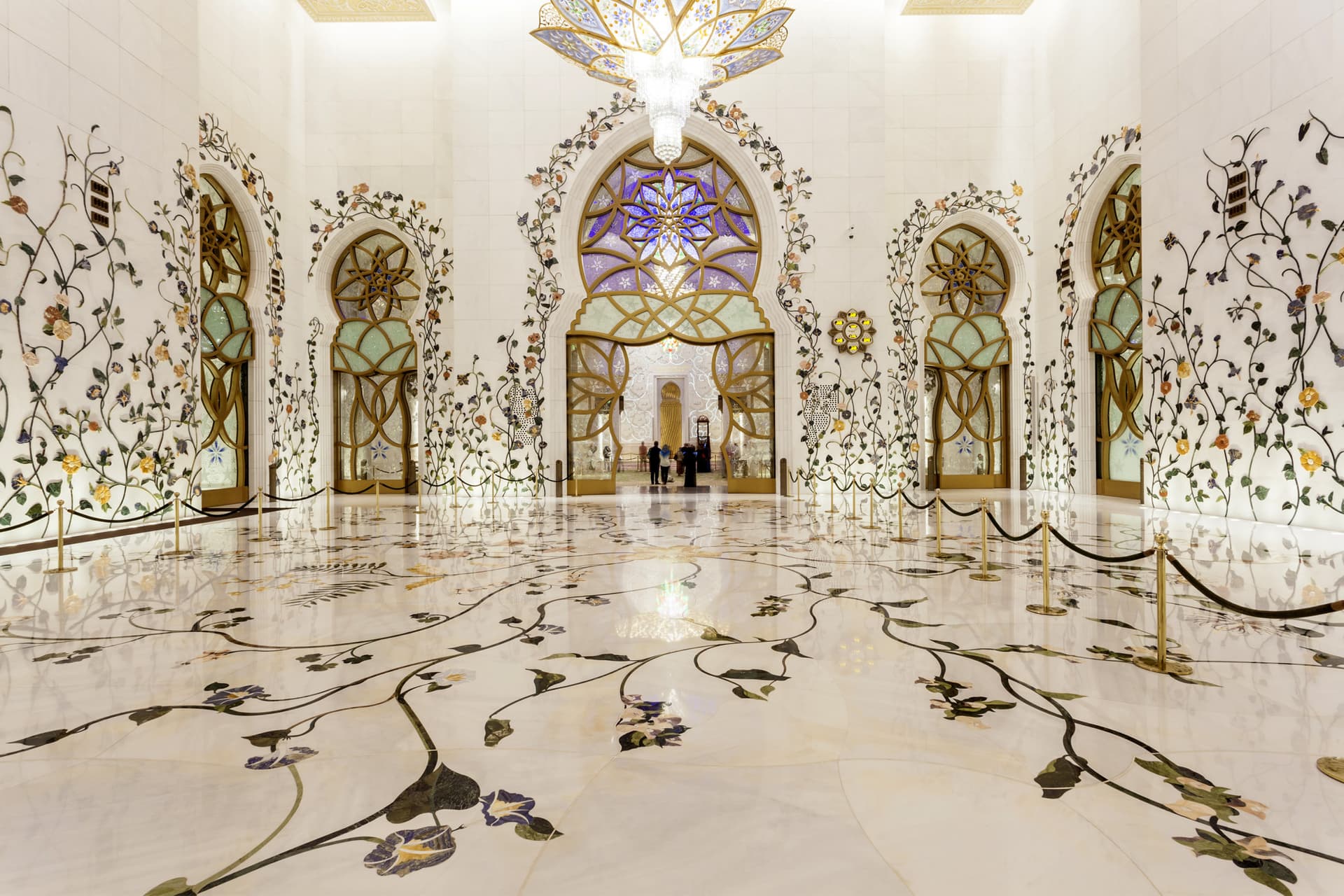 Sheikh Zayed Grand Mosque Tour from Dubai - تصویر 2