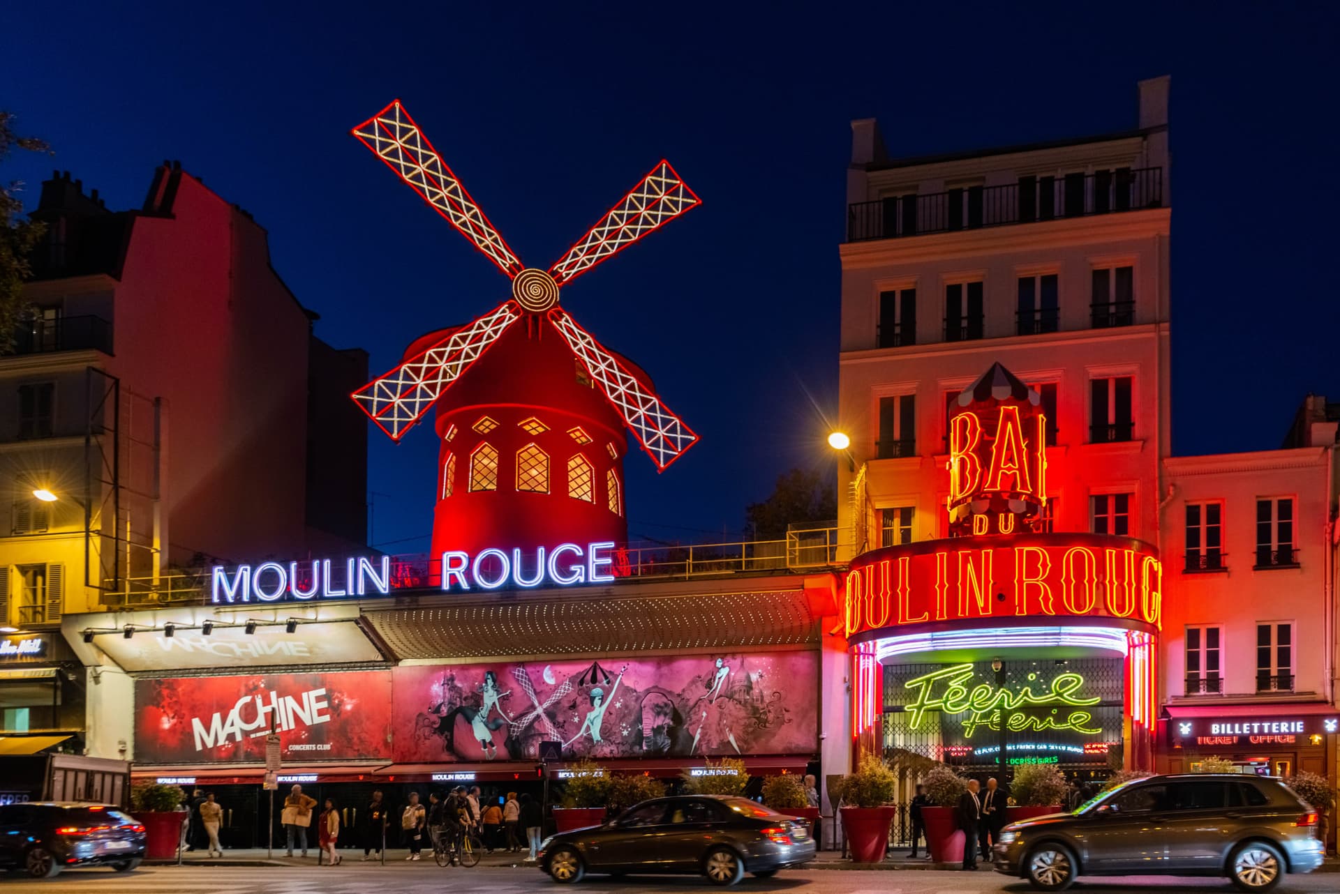 Moulin Rouge Cabaret Show with Drop-off Service and Dinner - تصویر 6